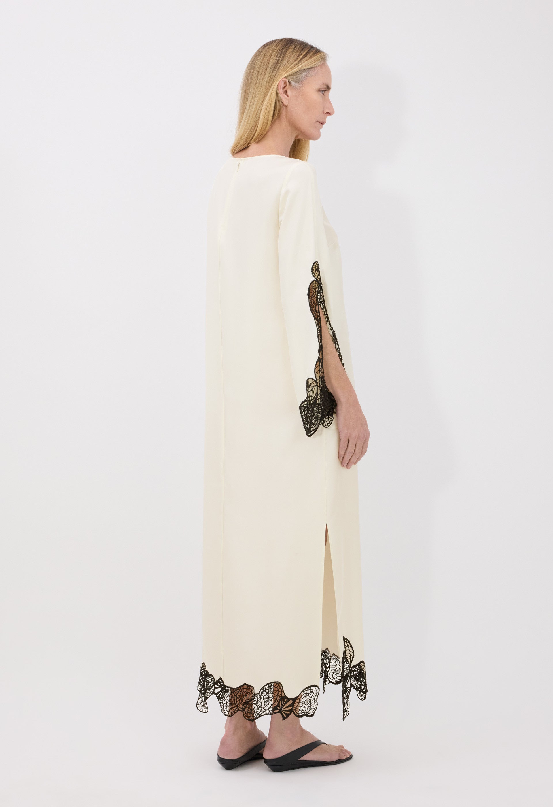 SOTO Longsleeves dress with lace