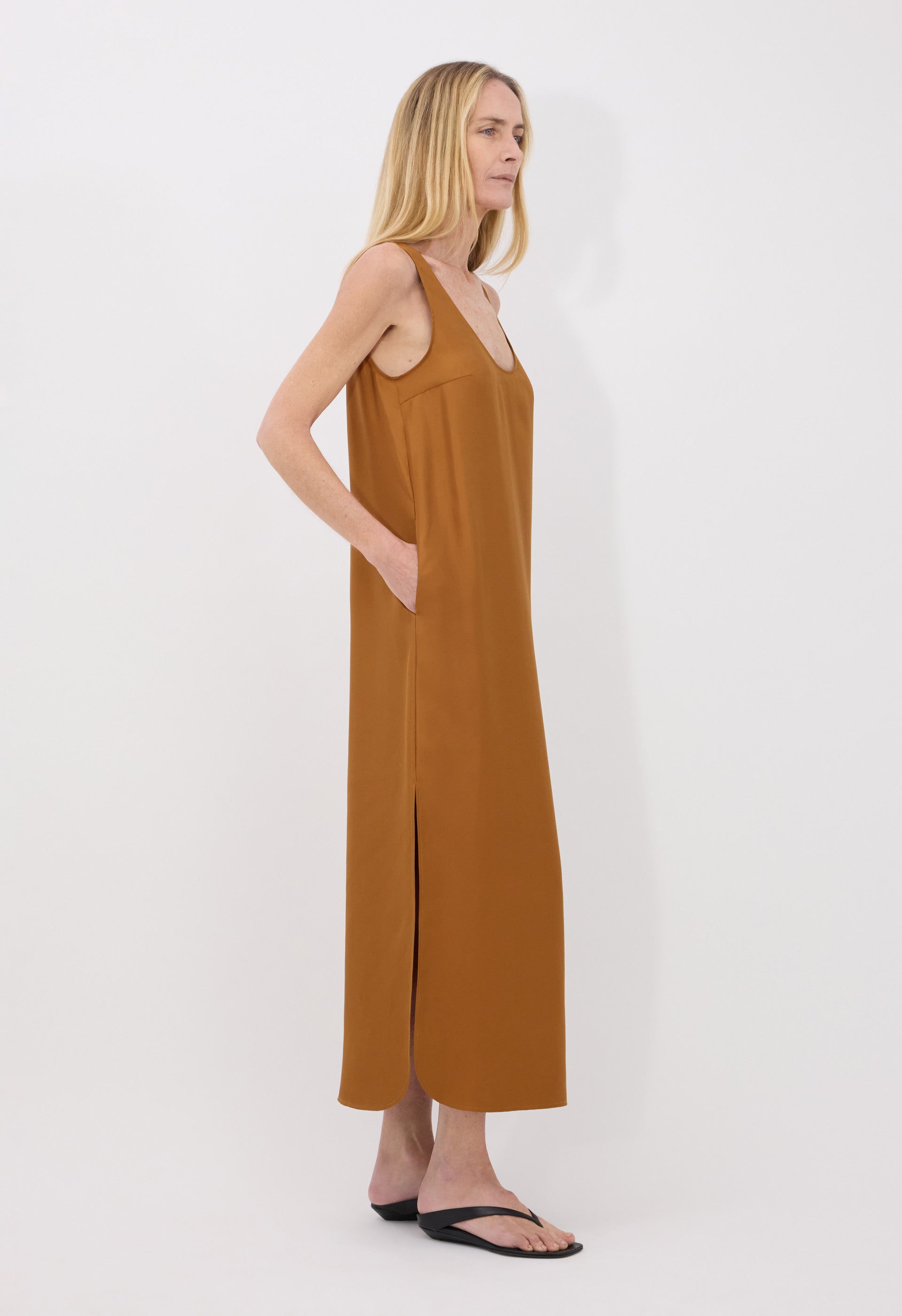 NADA Robe longue en sergé de soie