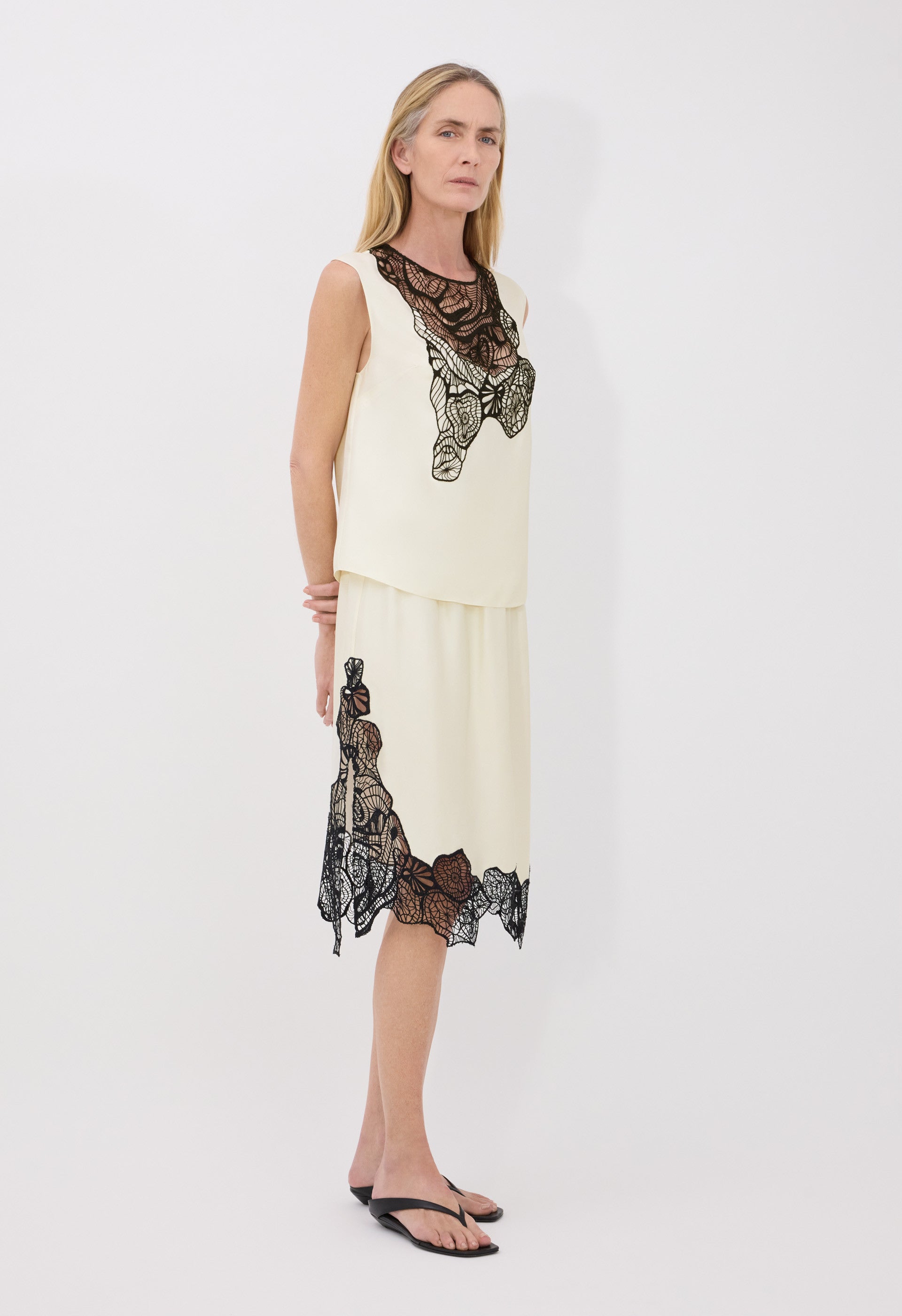 MIA Silk and lace skirt