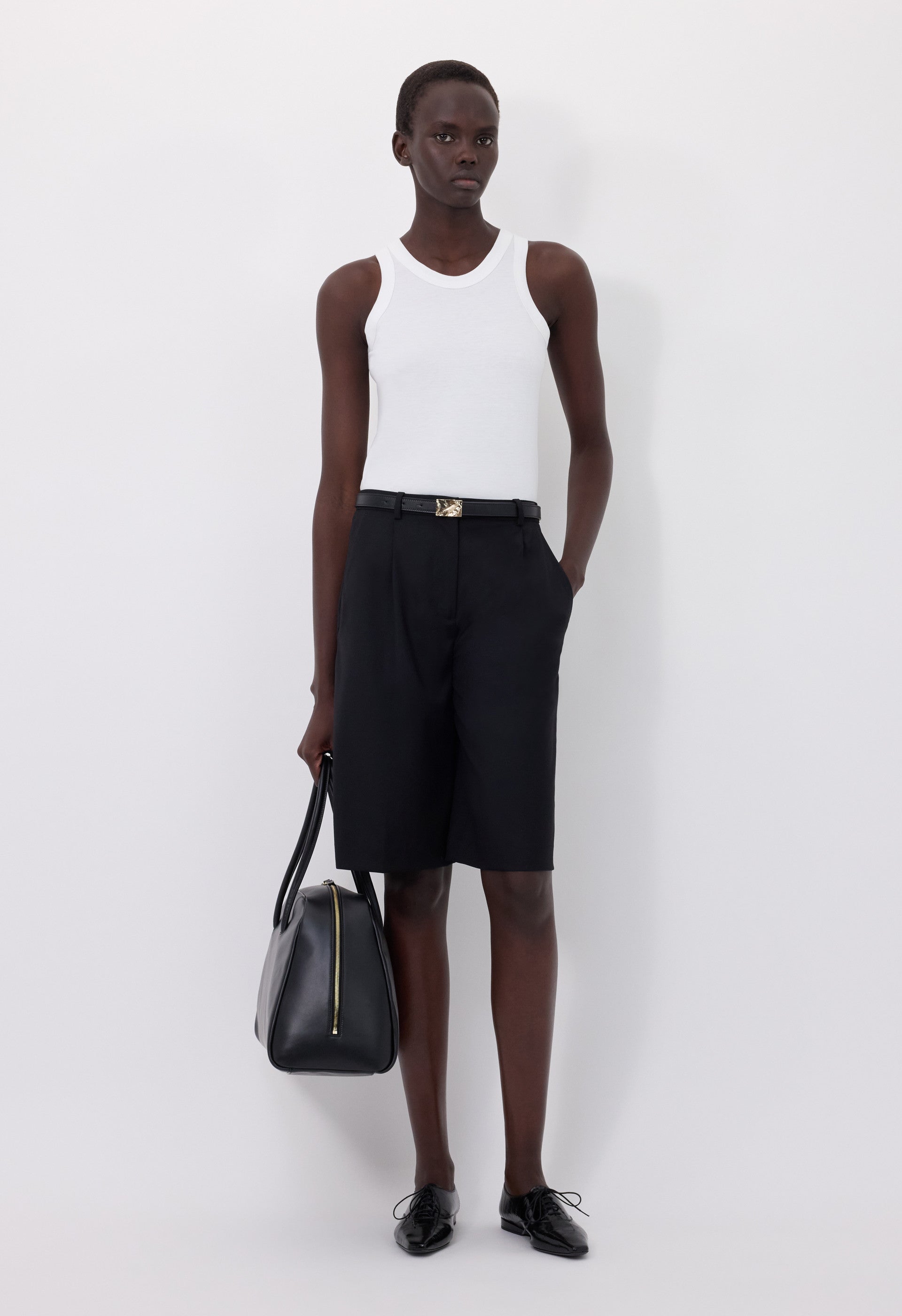 ADLER Bermuda en laine vierge