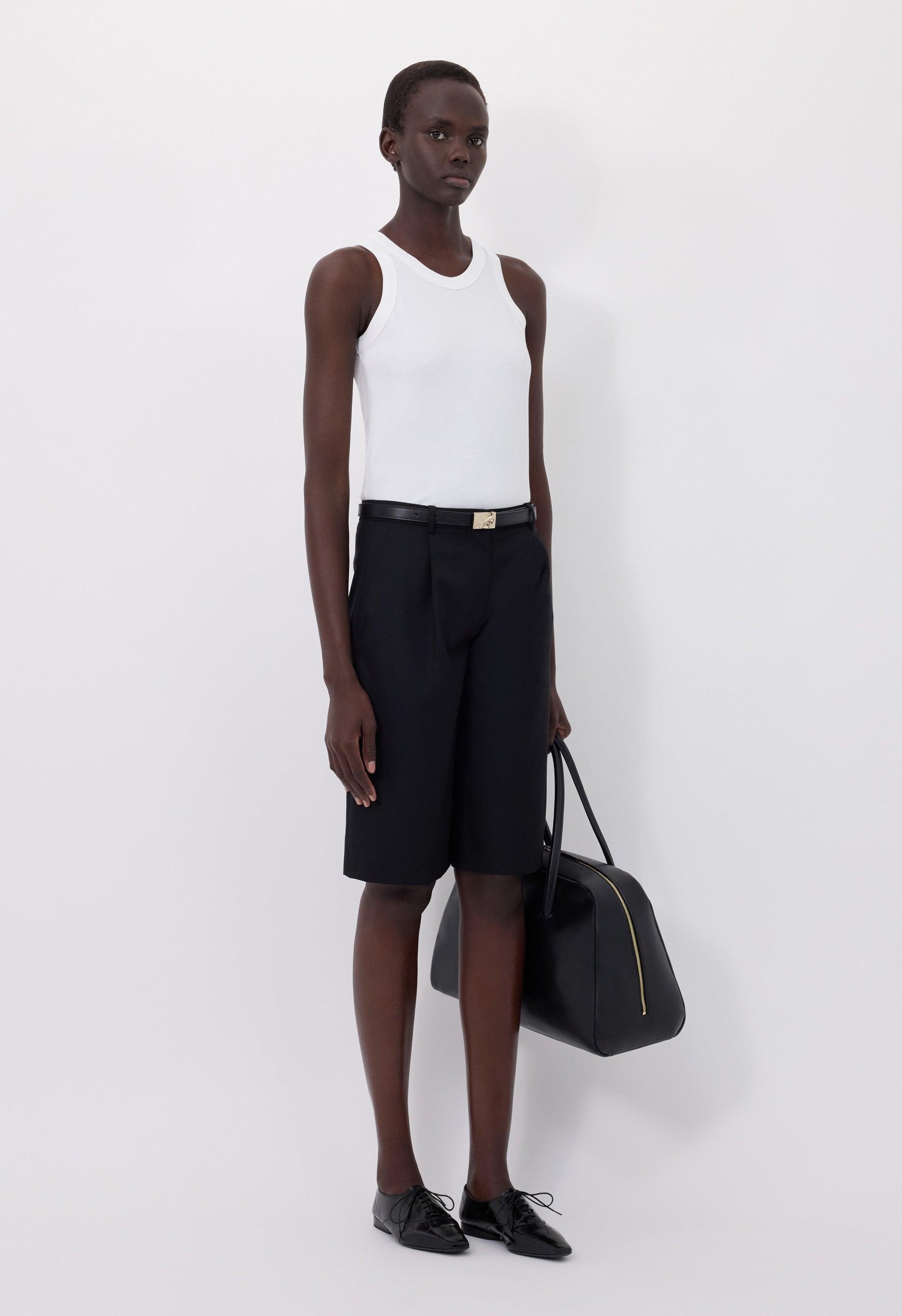 ADLER Bermuda en laine vierge