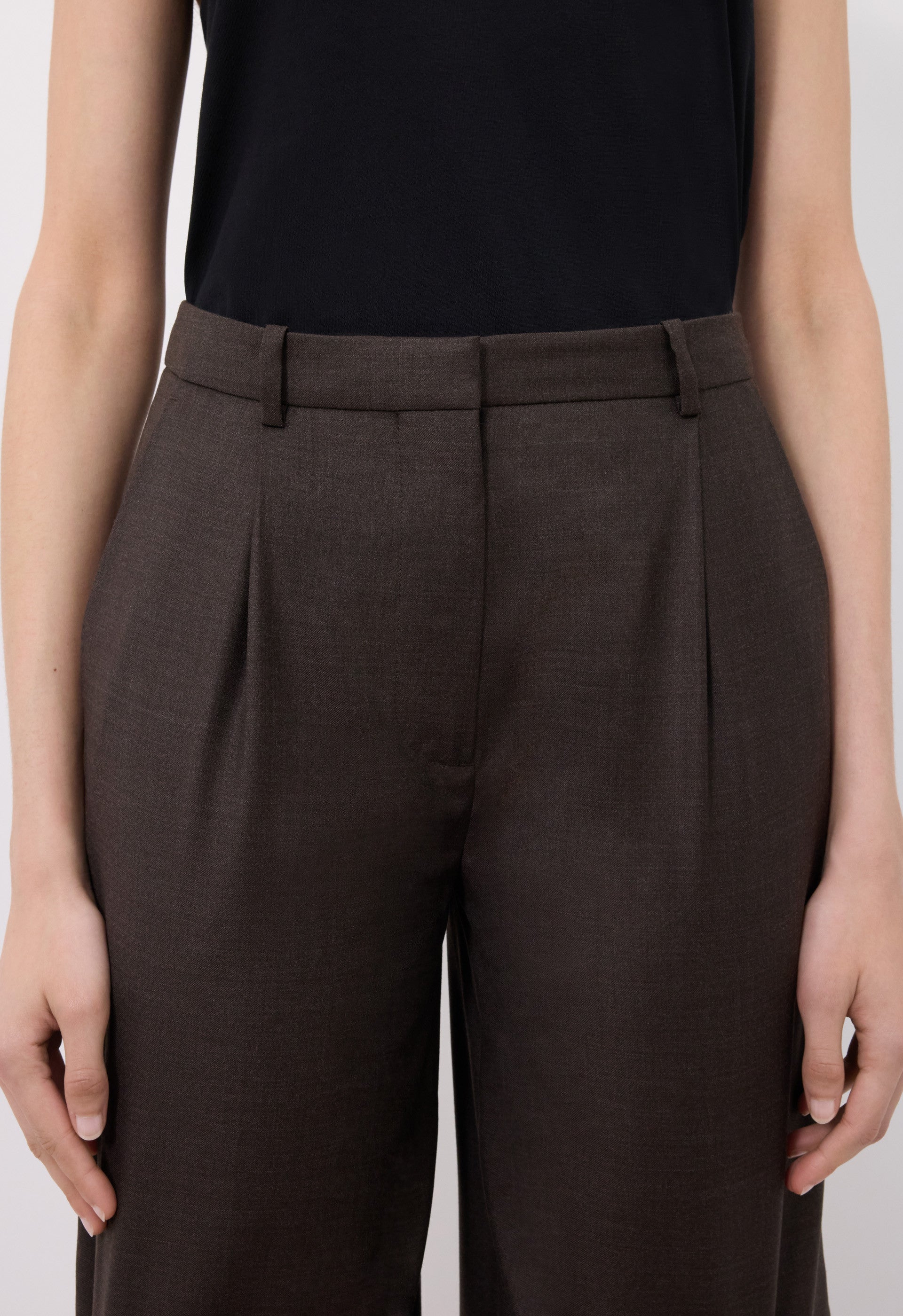 ADLER Bermuda en laine vierge