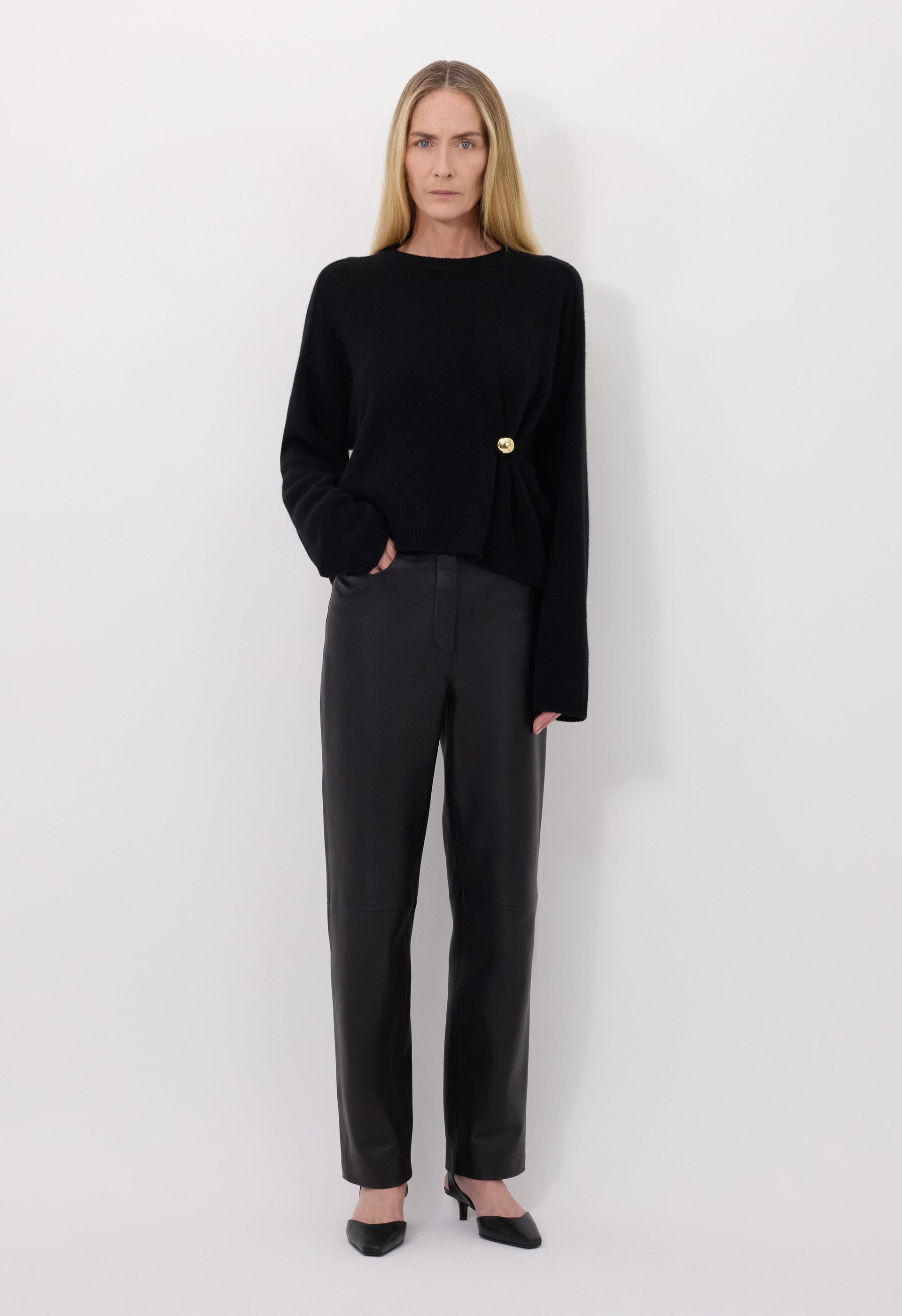 BILL Metal ornament cashmere sweater