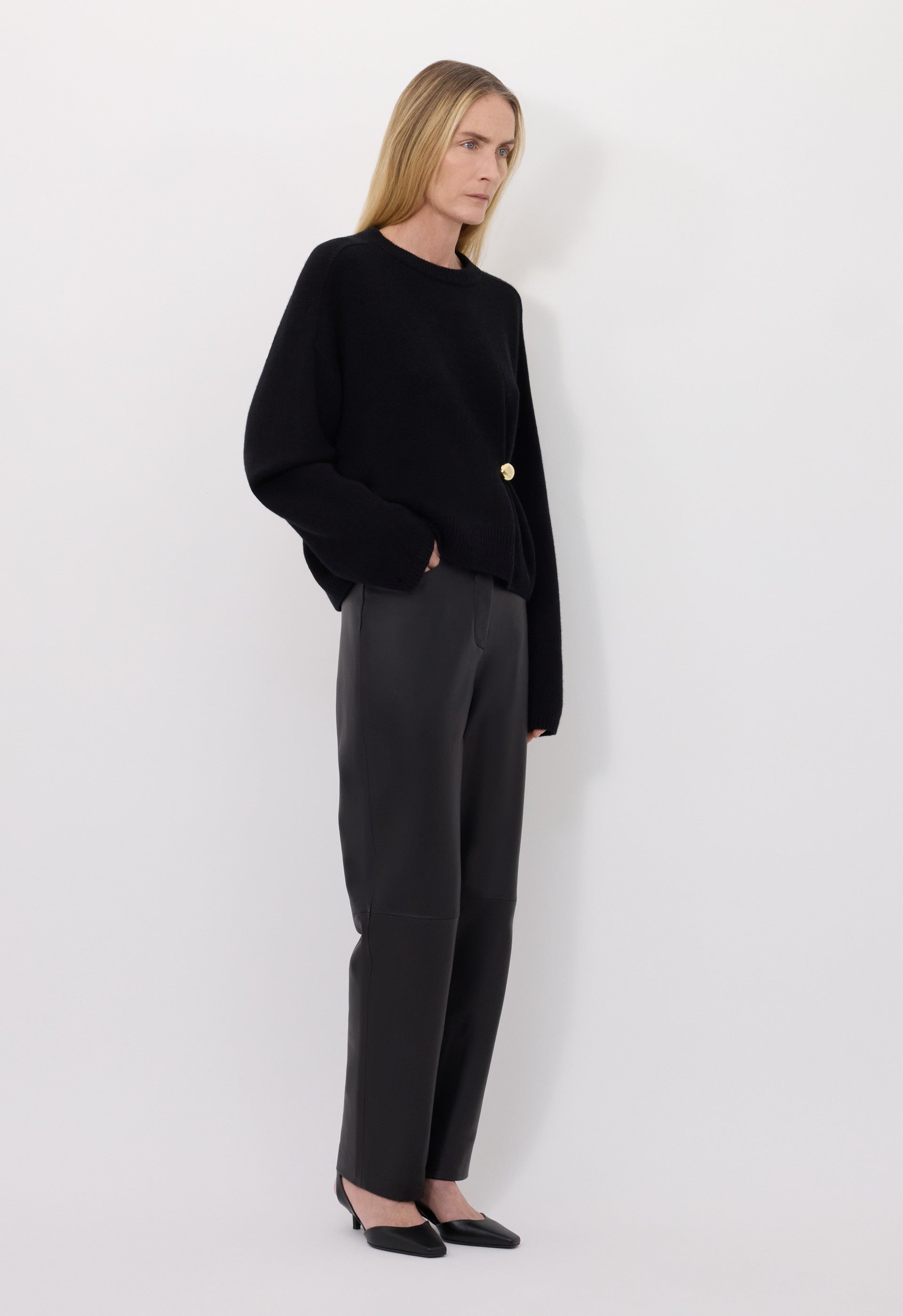 BILL Metal ornament cashmere sweater