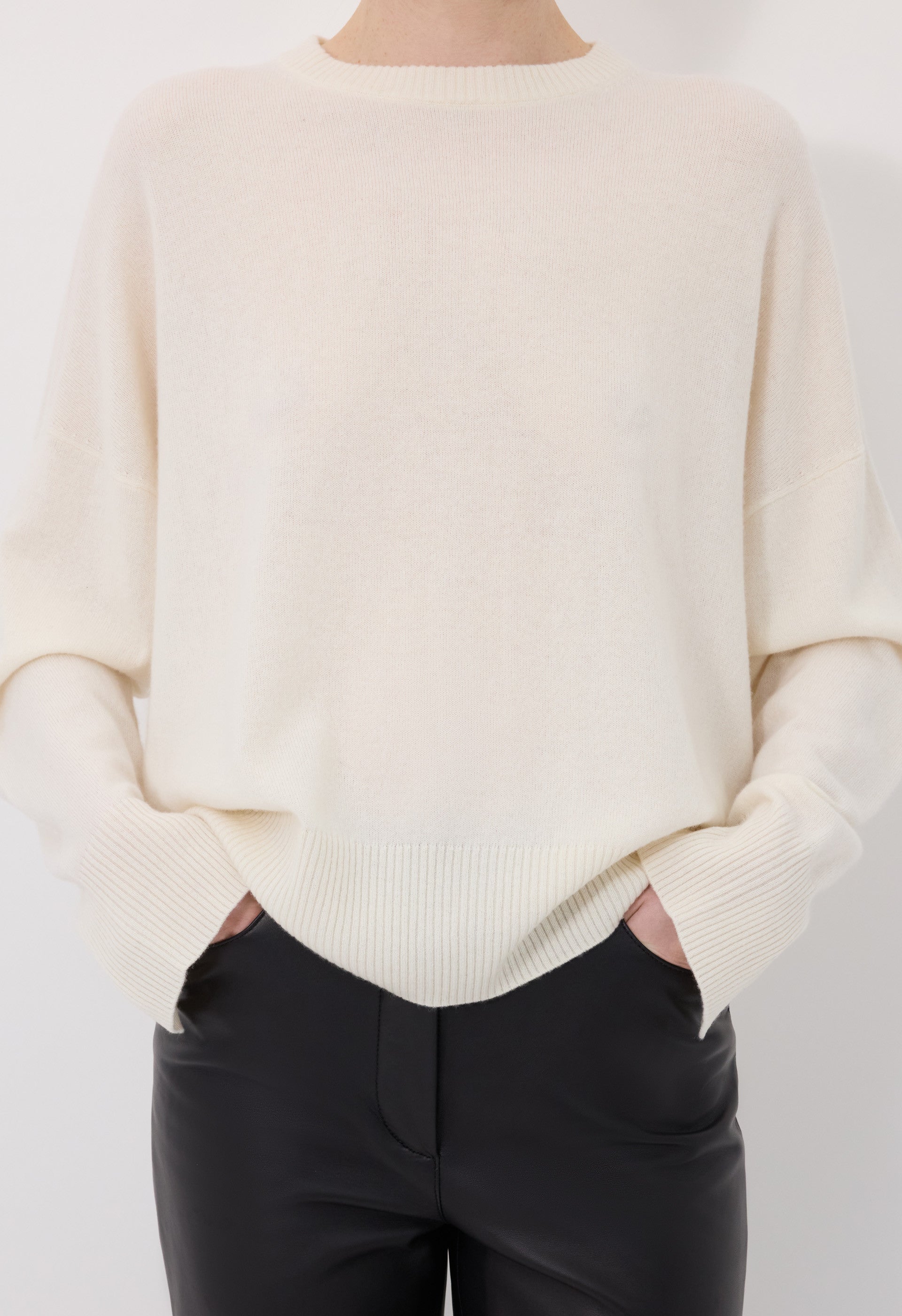 ANAA LDS Cashmere sweater