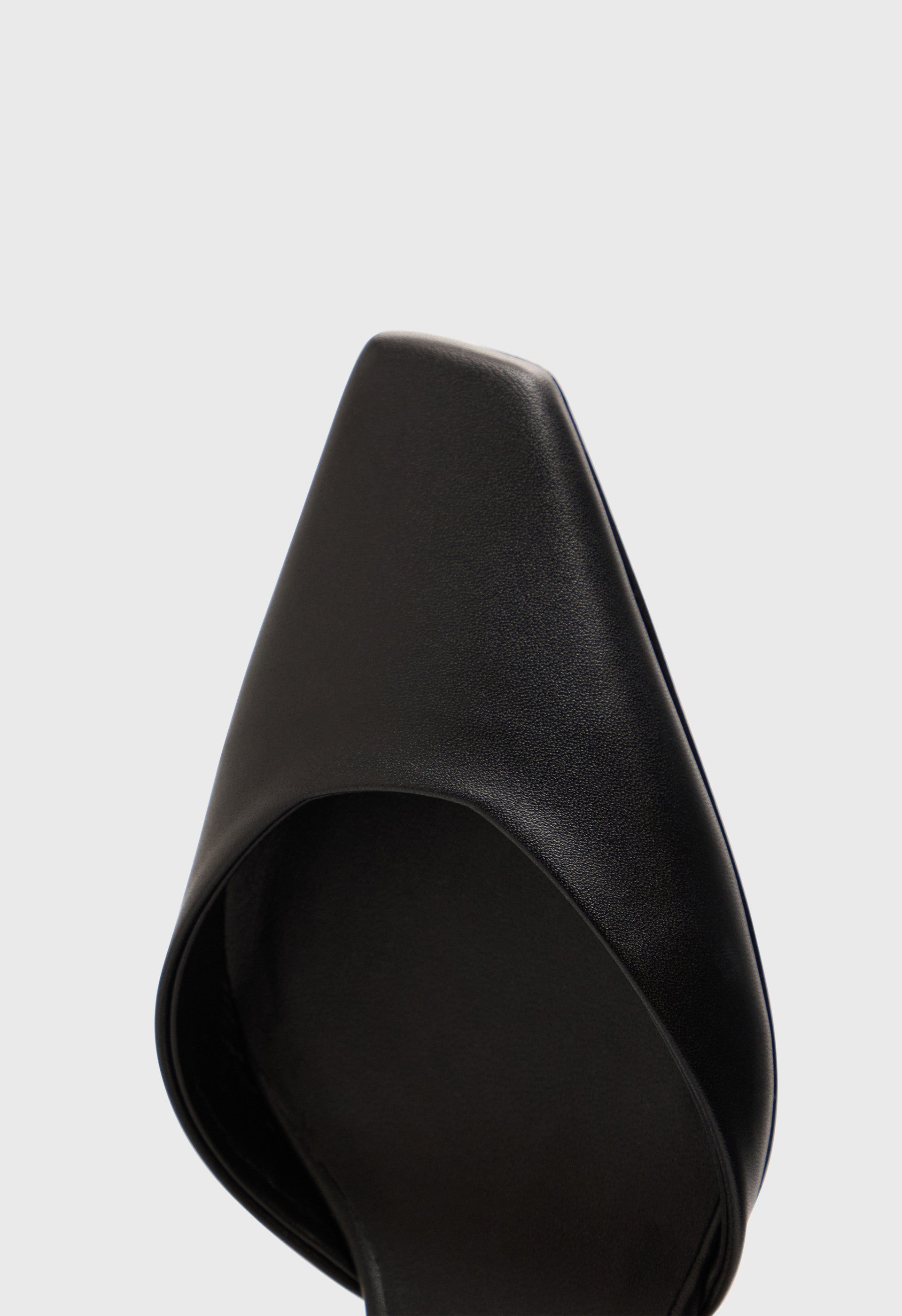 AKILA LDS Leather slingback shoes