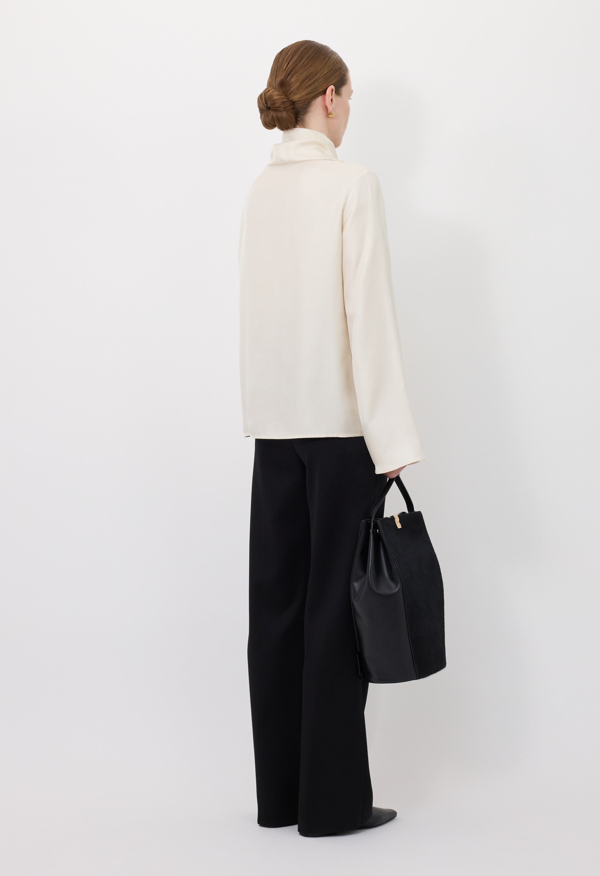 CYNA Silk top