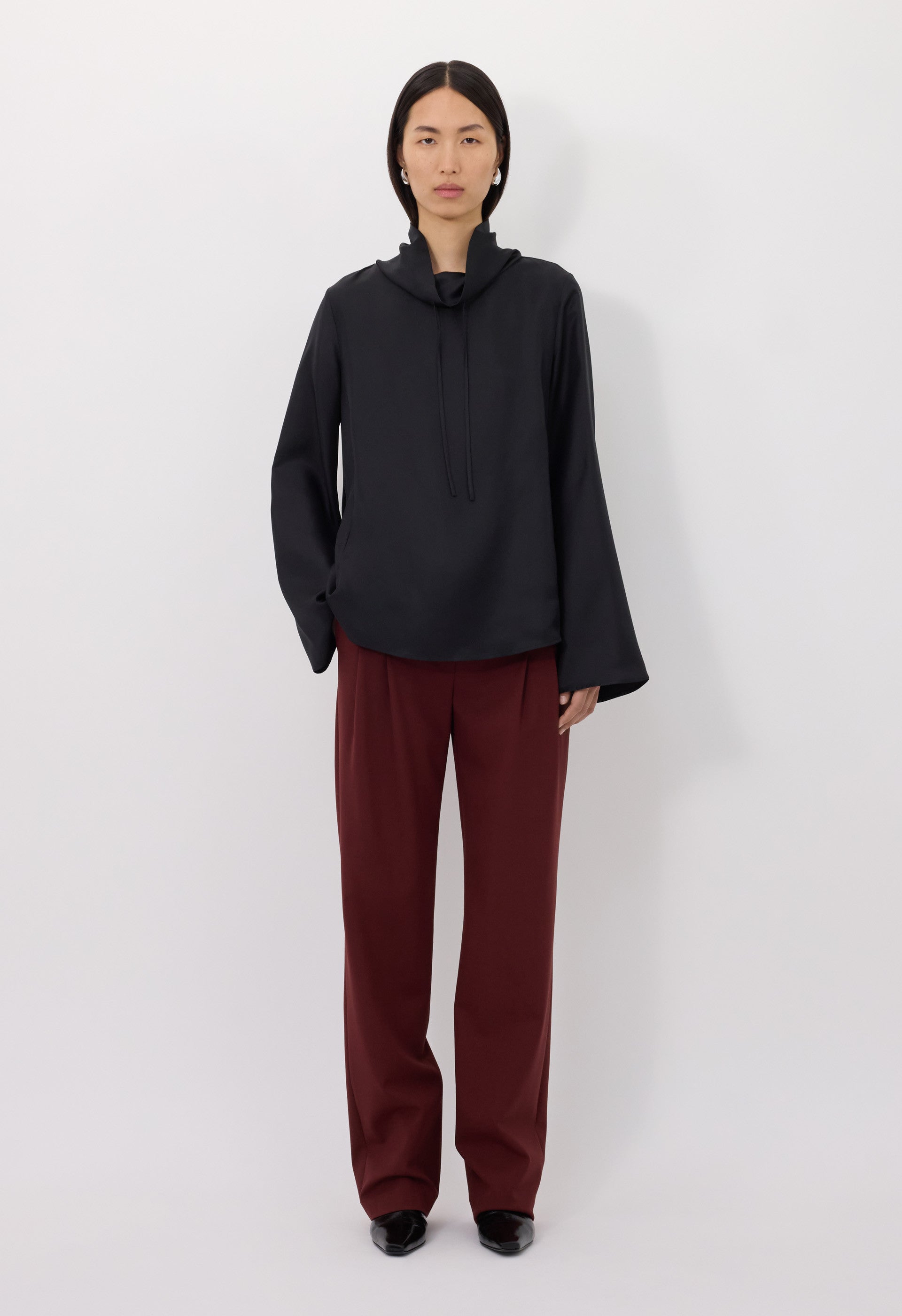 CYNA Silk top