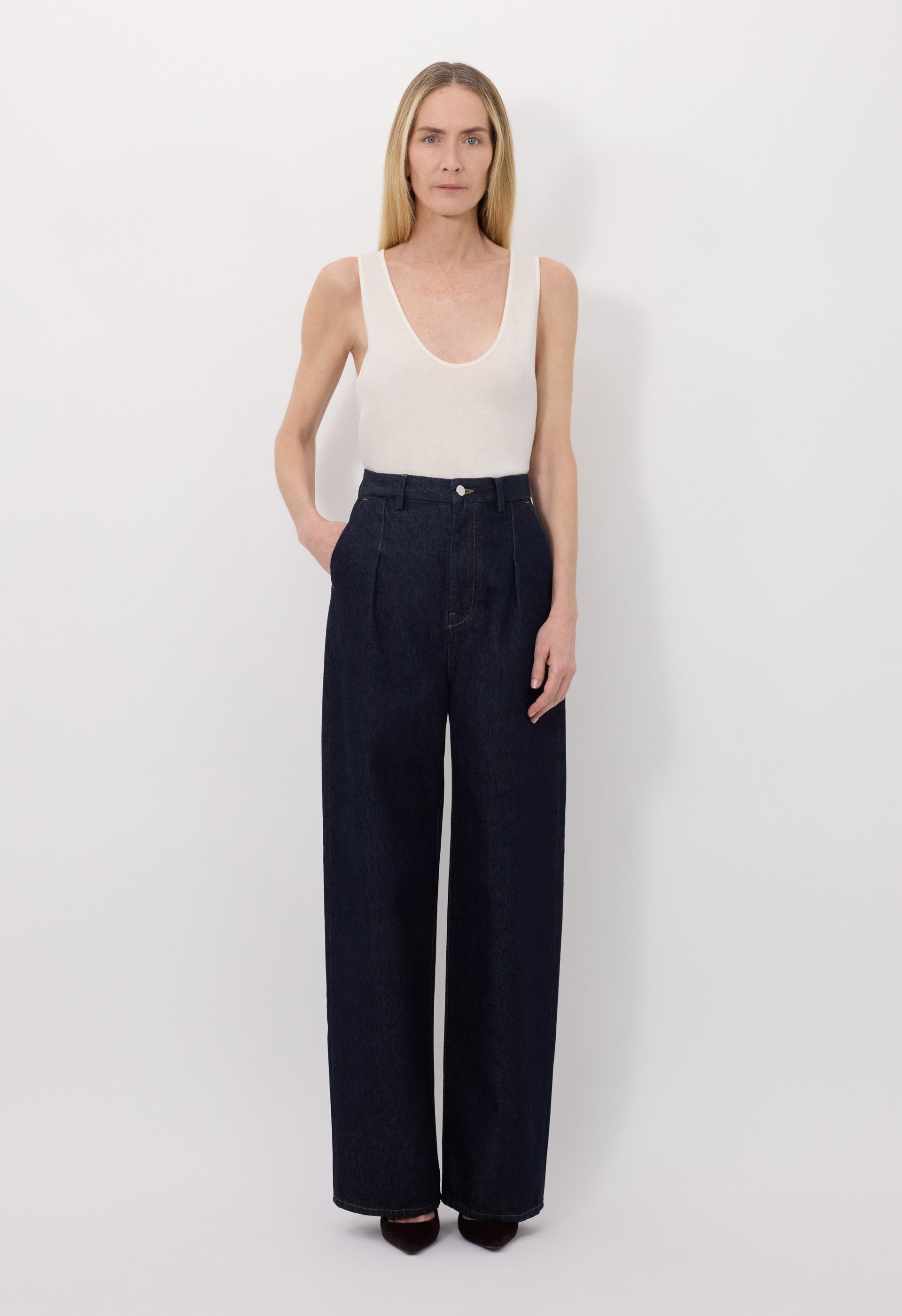 ATTU LDS Pleated jeans
