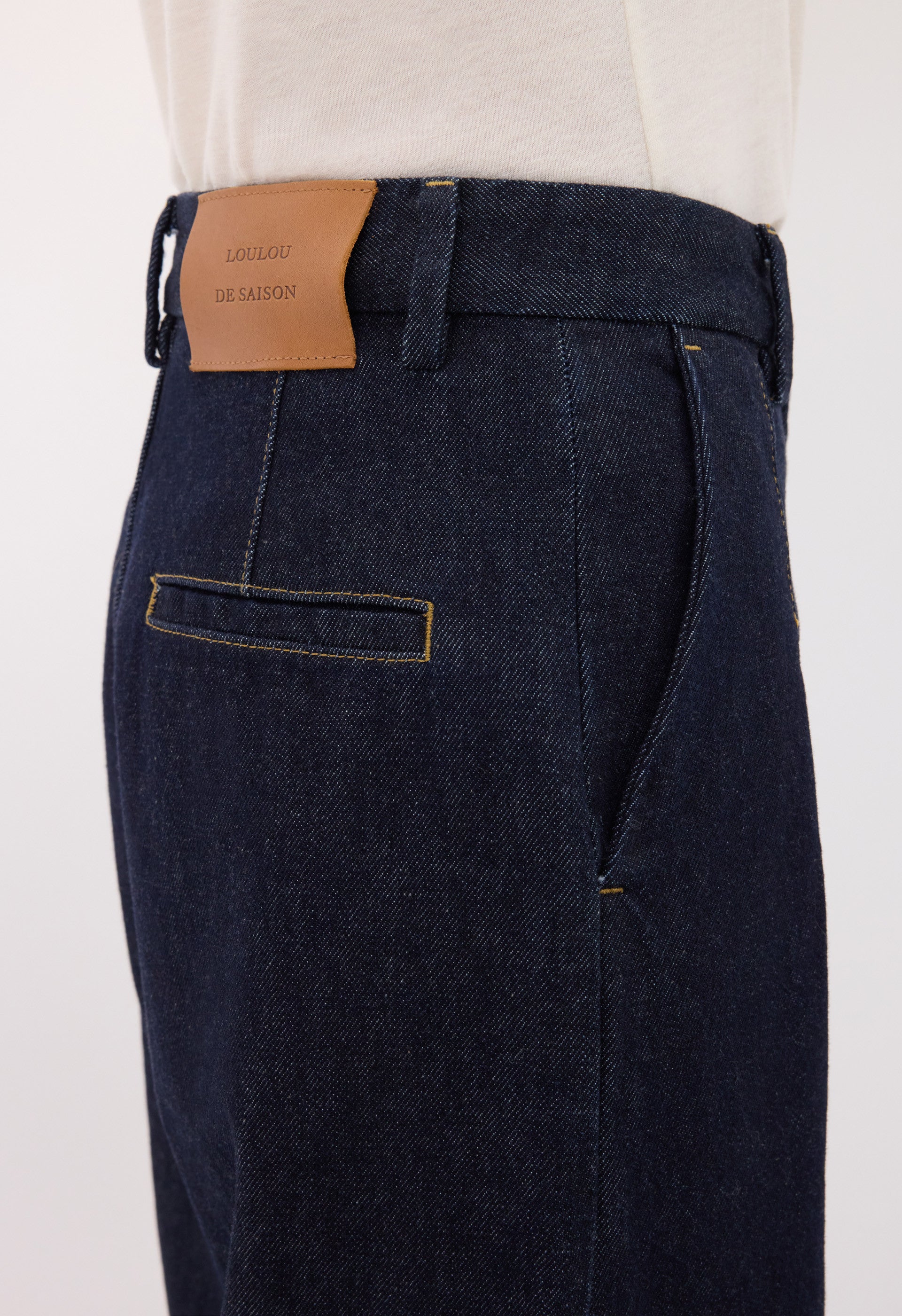ATTU LDS Pleated jeans