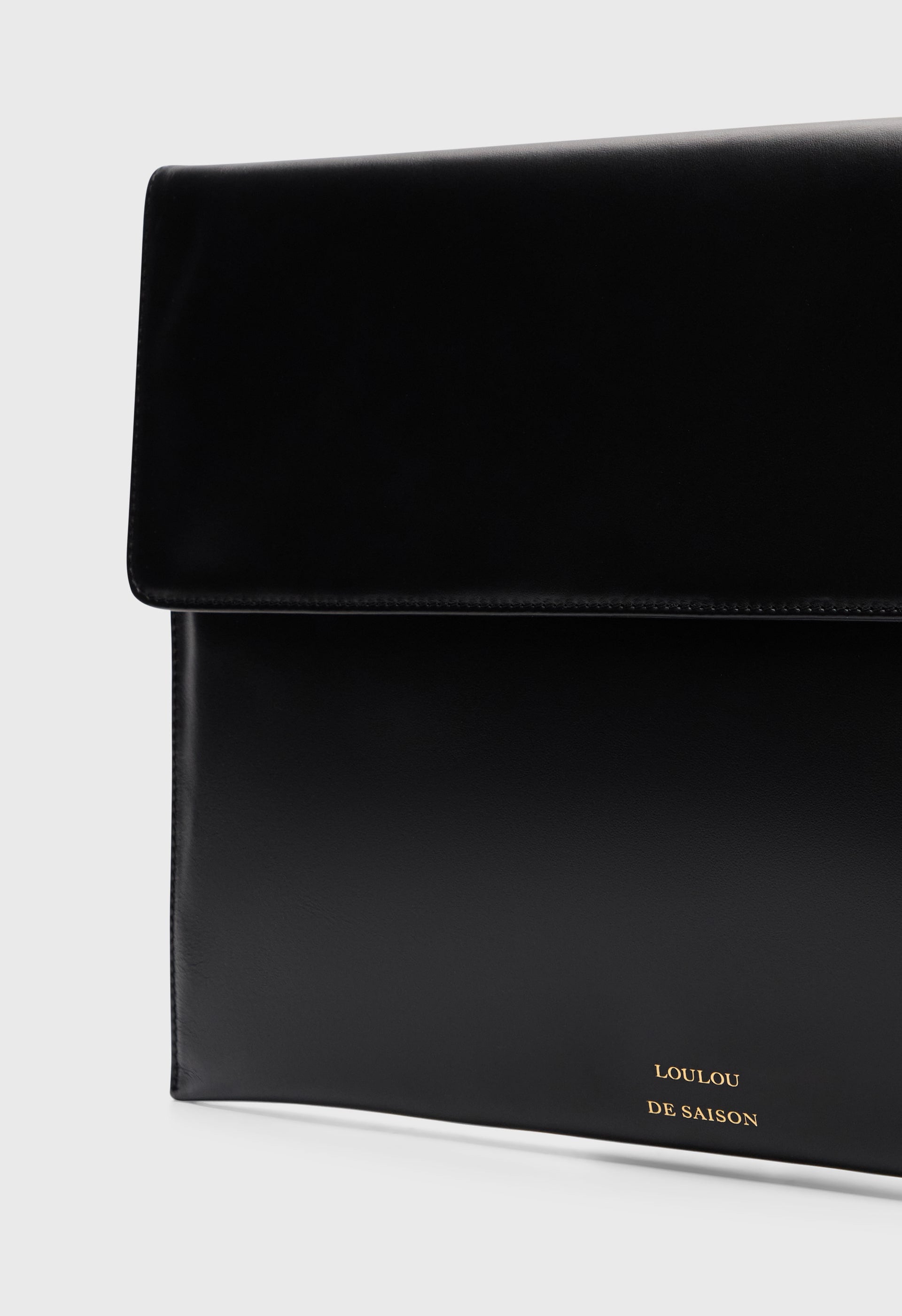 GAIA Leather clutch