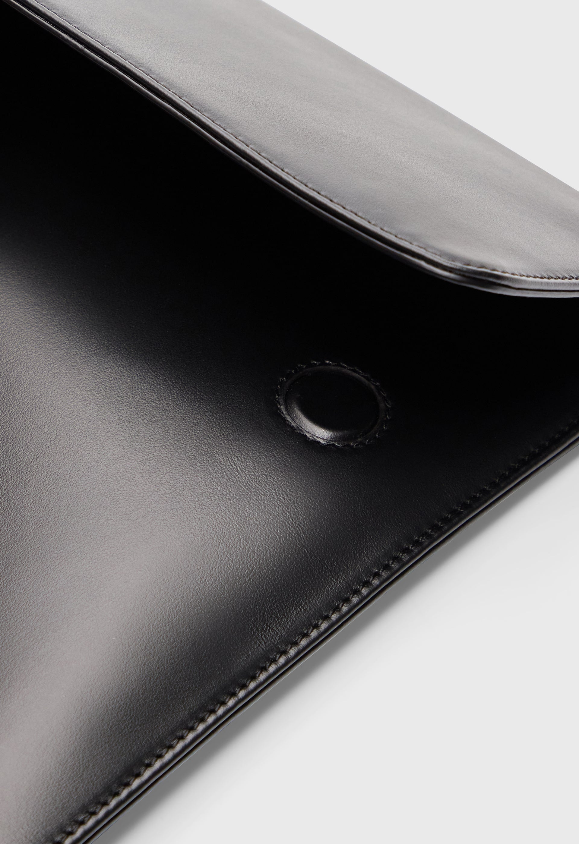 GAIA Leather clutch