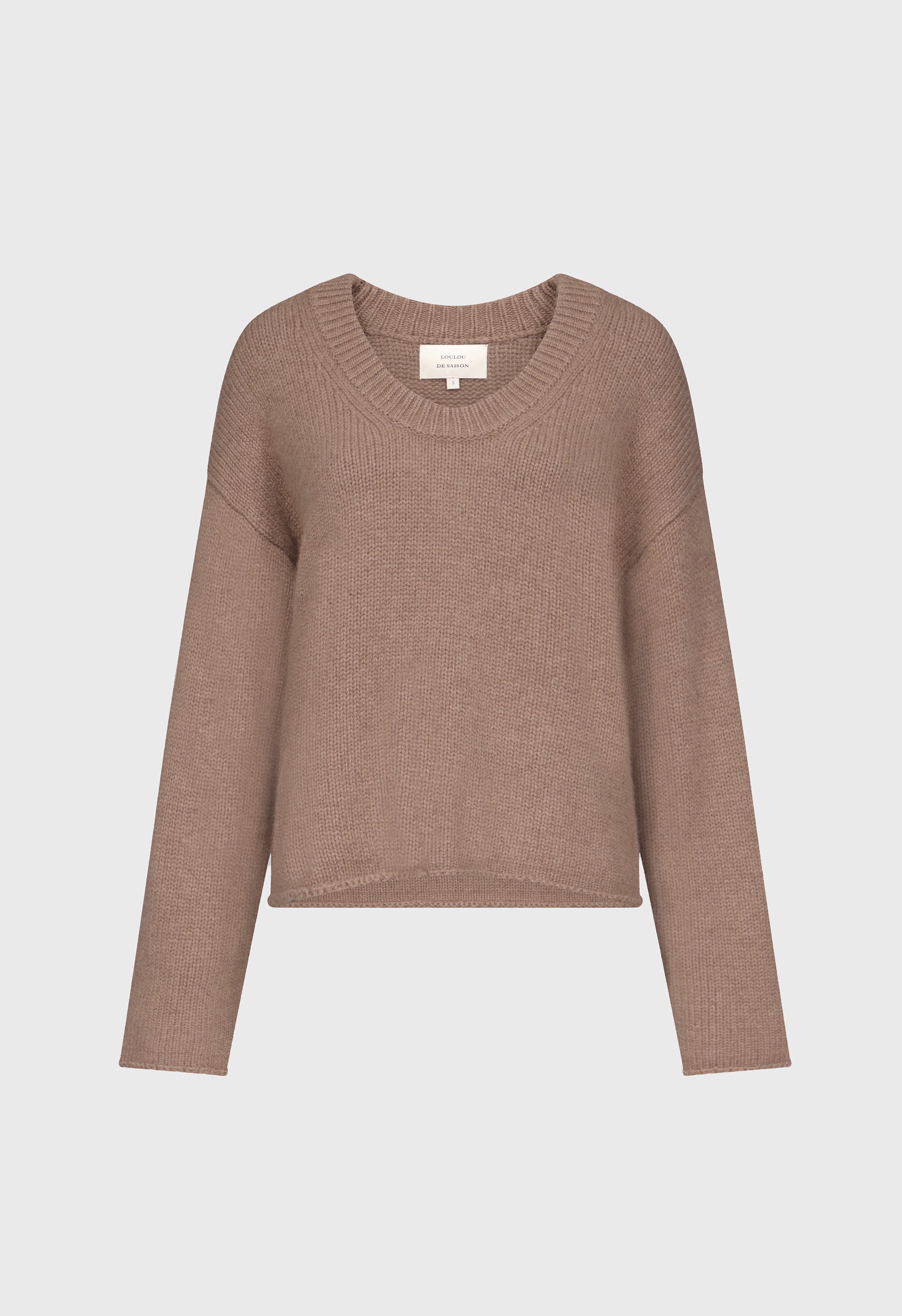 DERRY Plunging U neck sweater