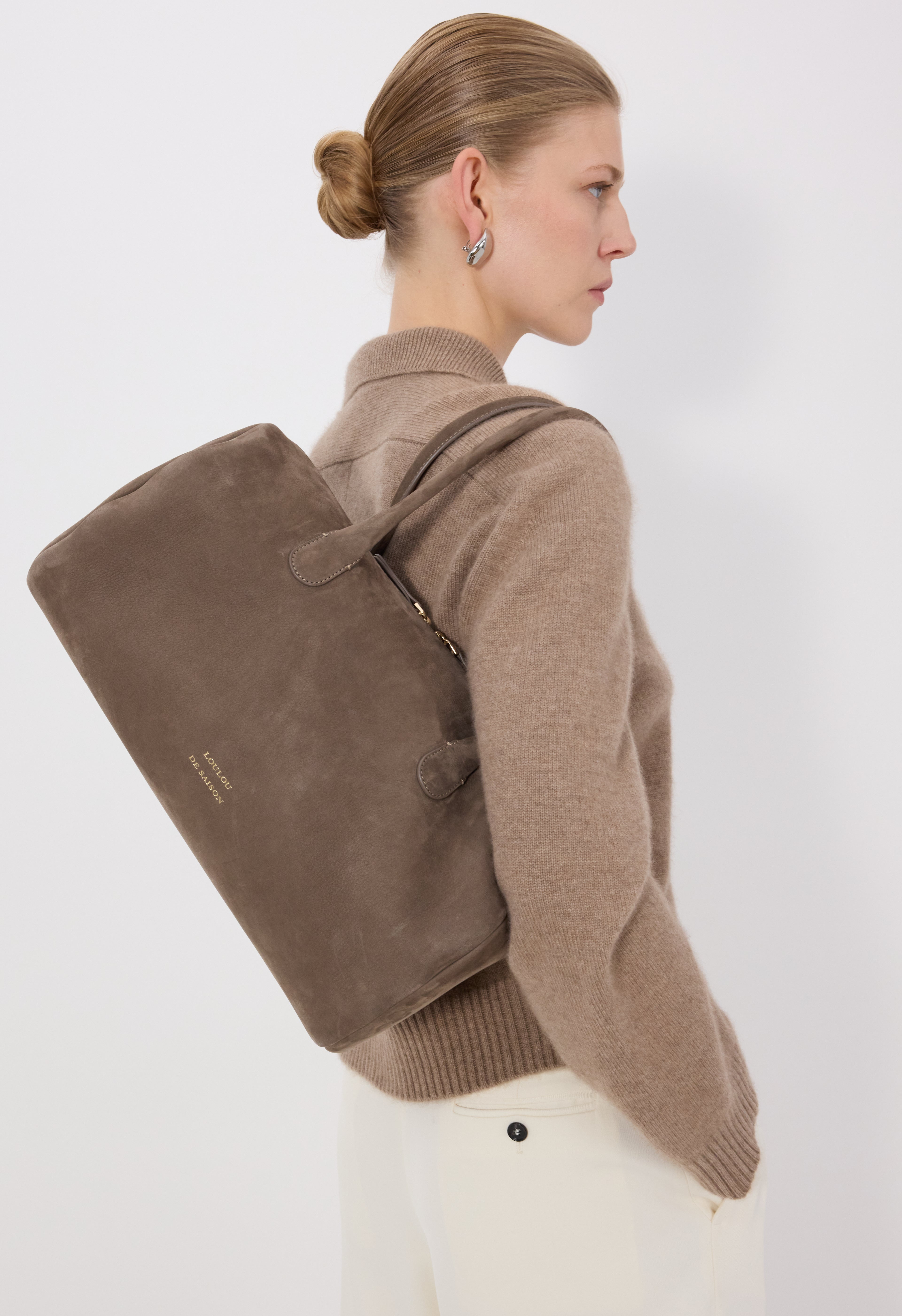 CLAUS Cylindric leather bag