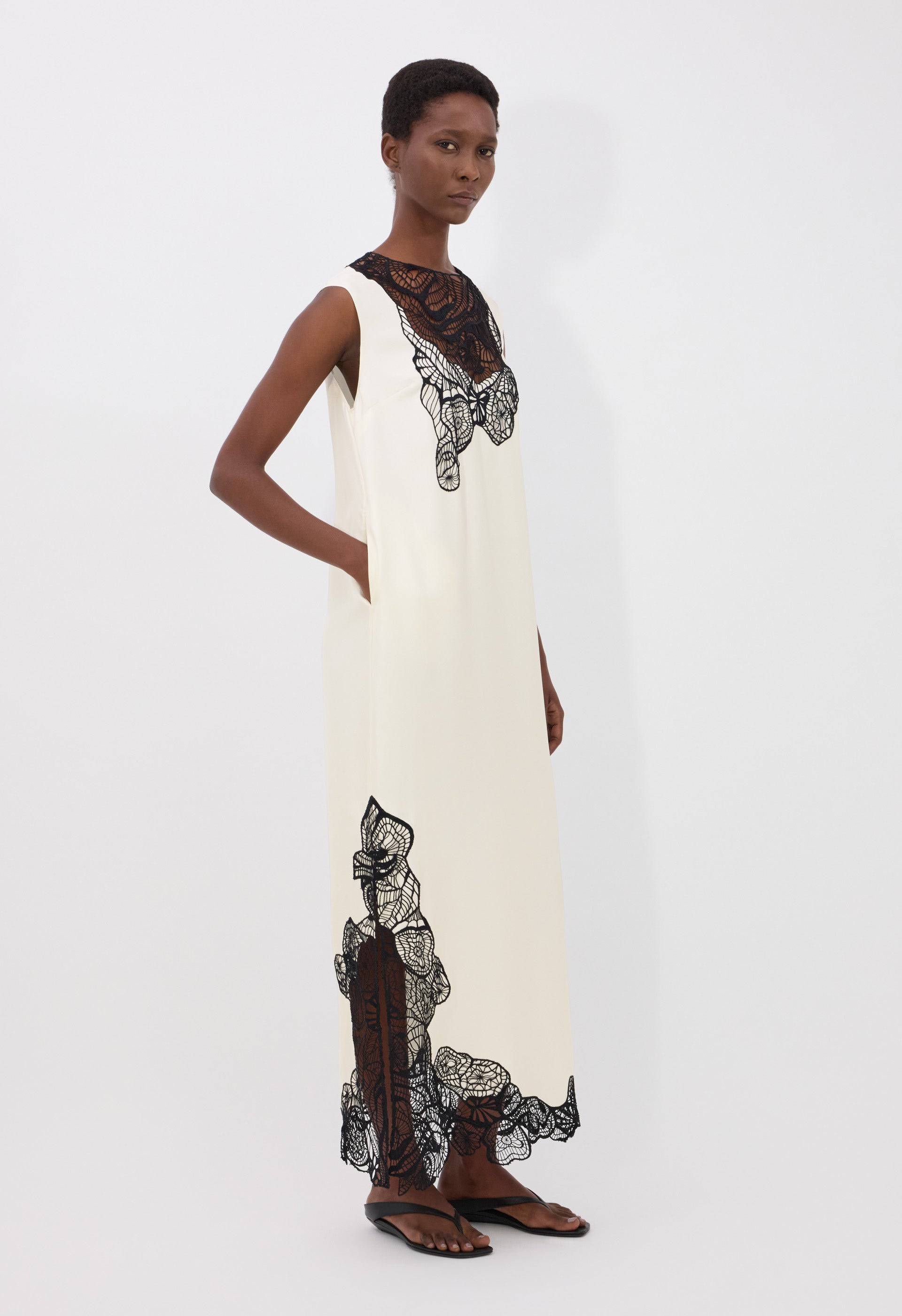 UMA Silk and lace sleeveless dress