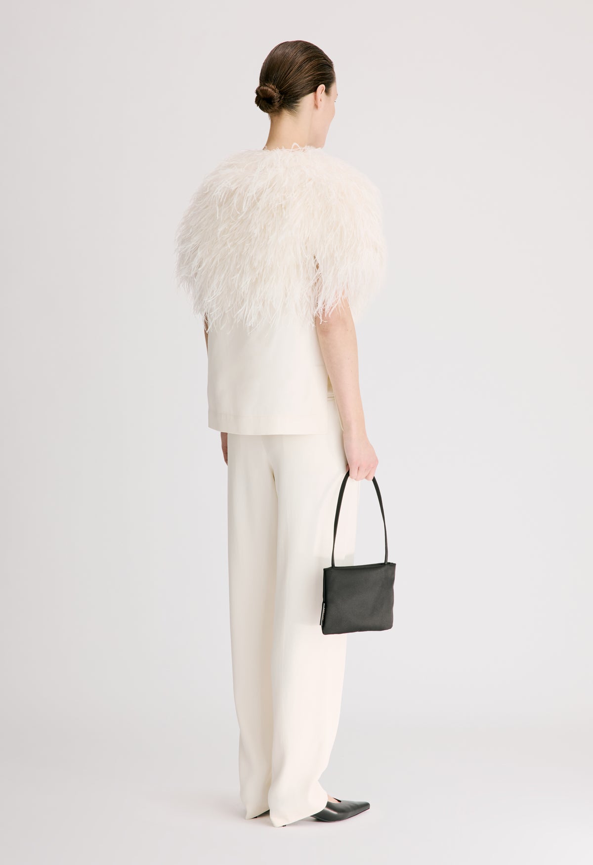 IONA Ostrich feathers top