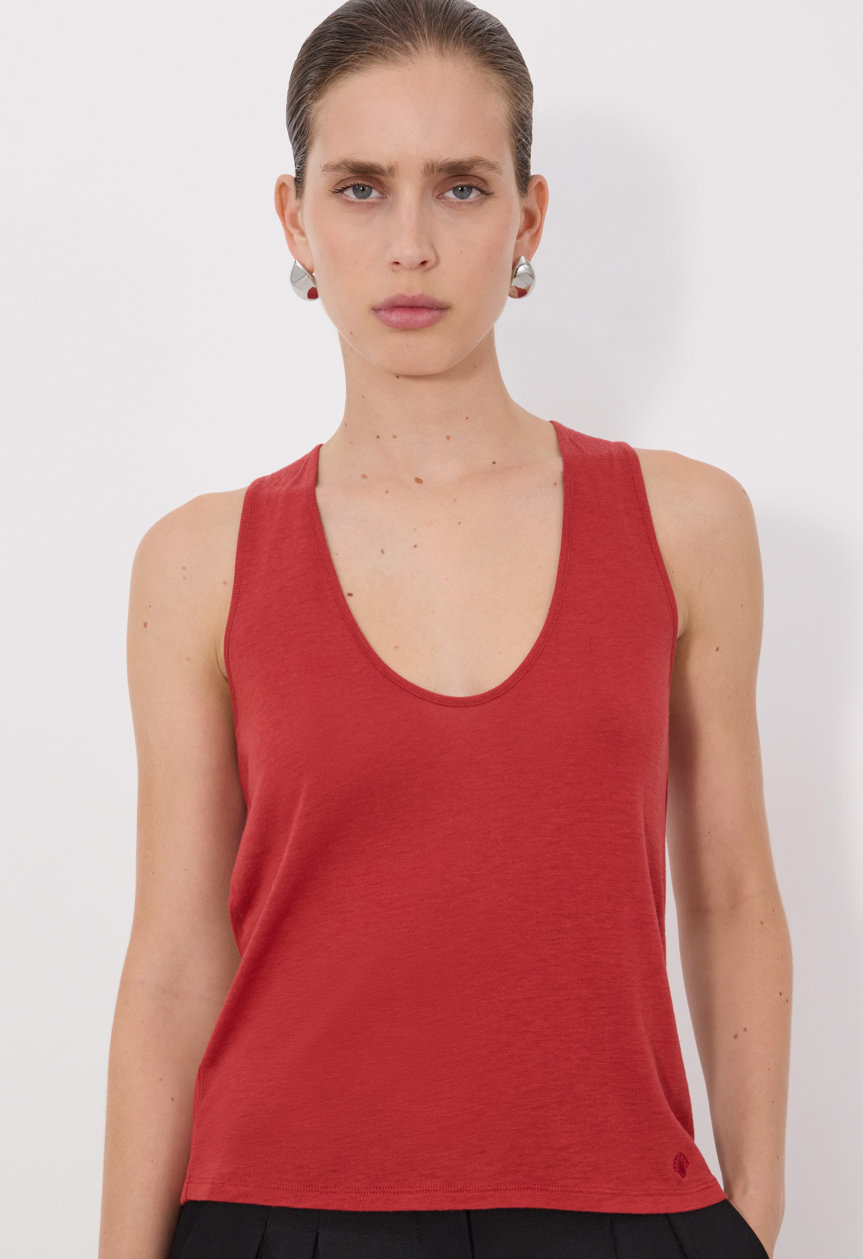 ALBIA LDS U neck tank top