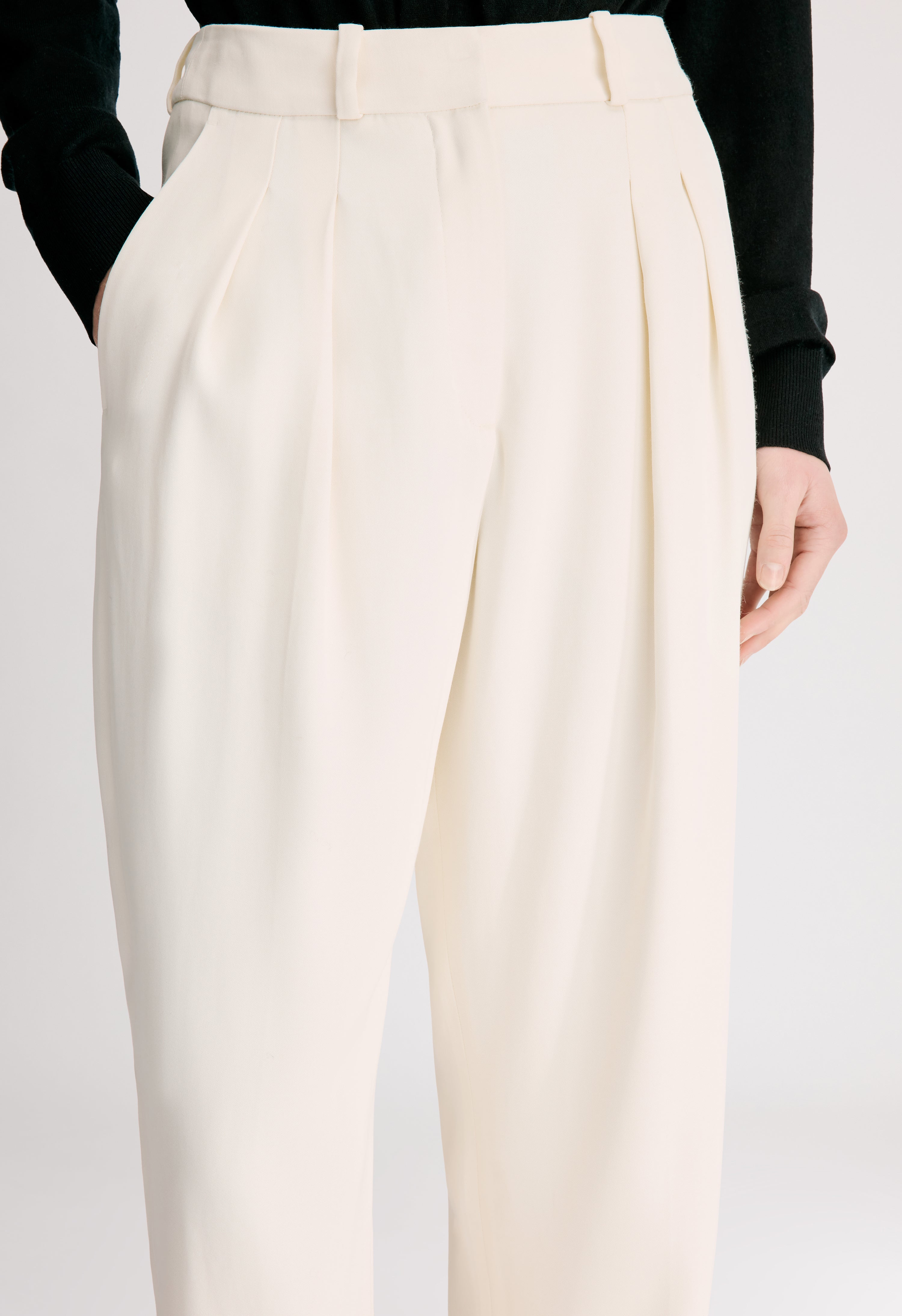 ALIO LDS Pleated trousers