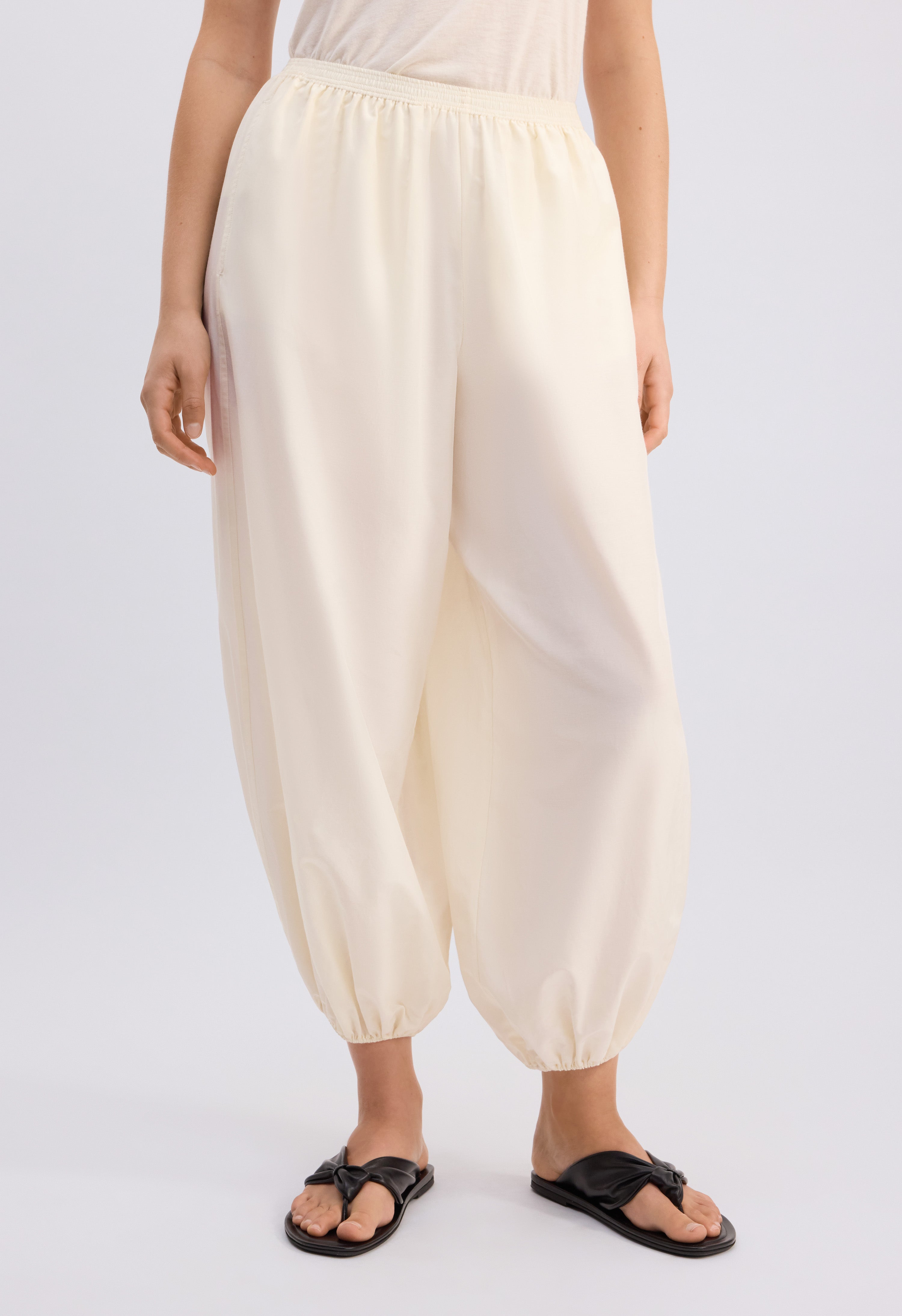 ALMAYA Cocoon trousers