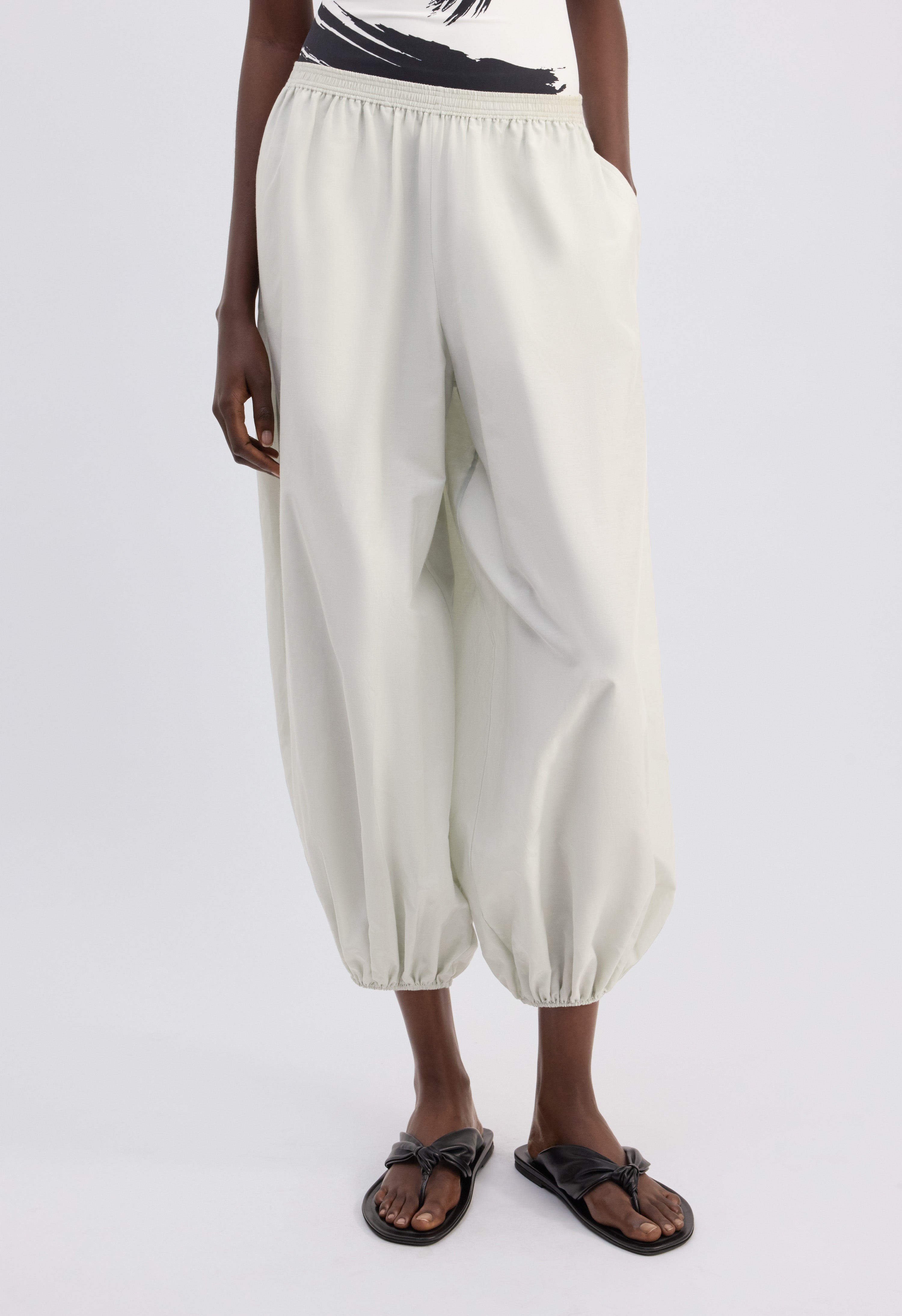 ALMAYA Cocoon trousers