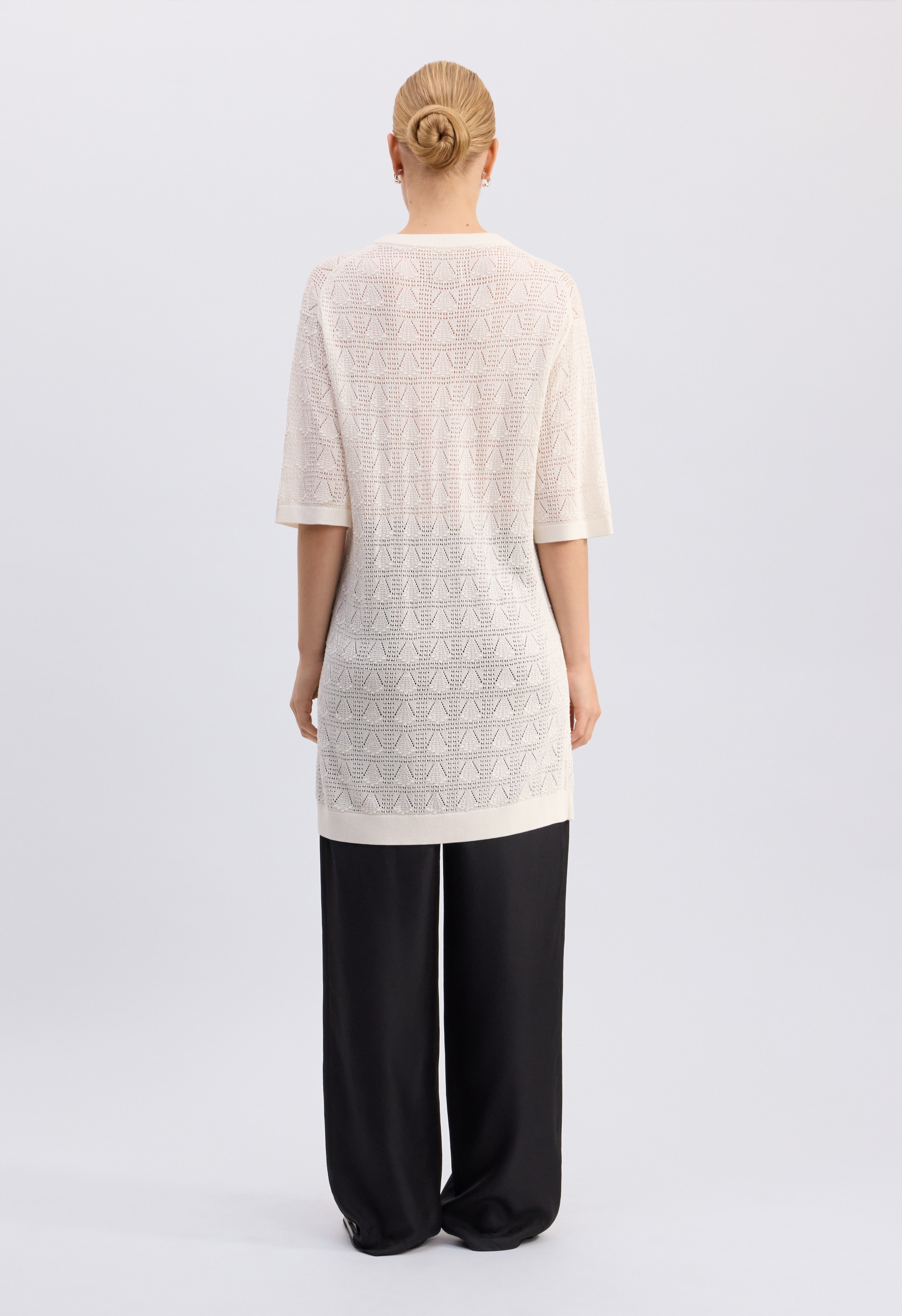 ARMAS Square-cut top