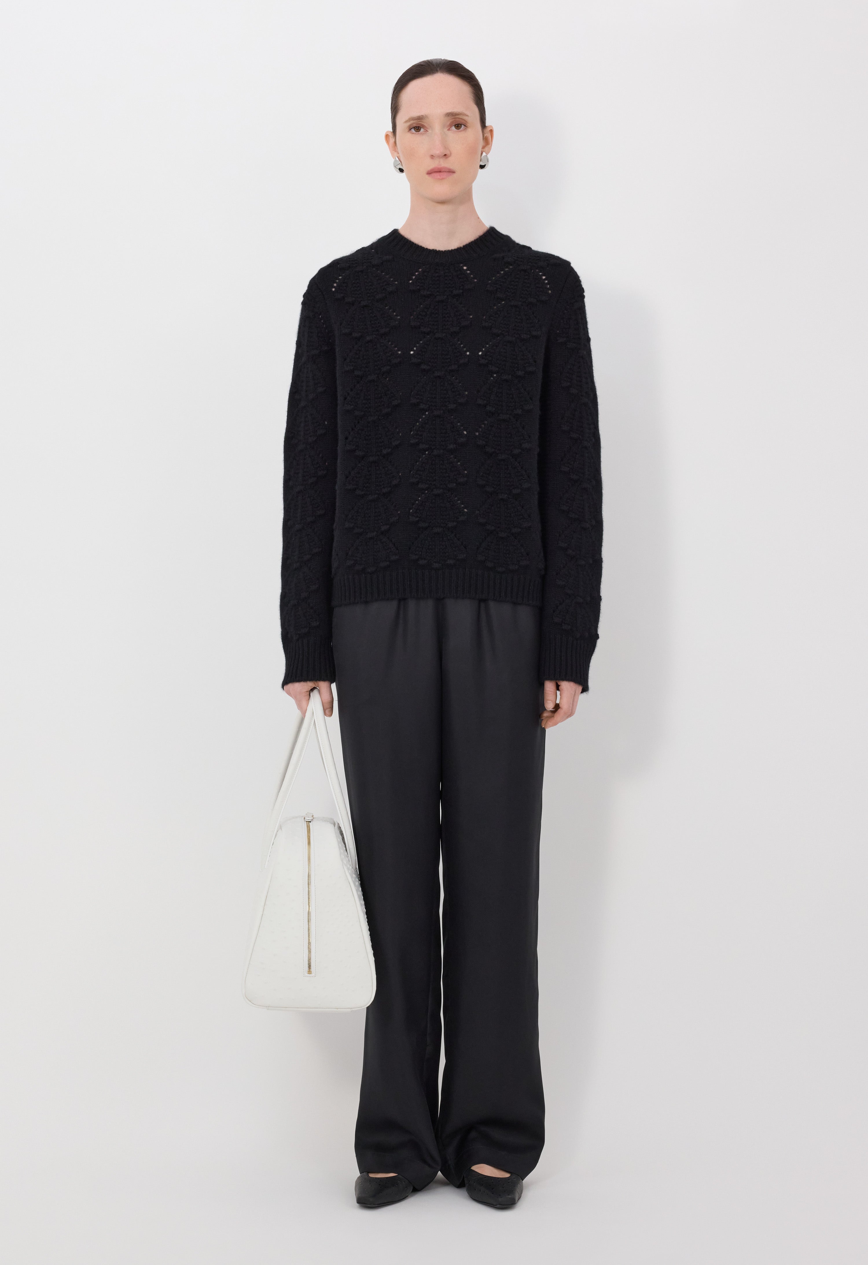 CLYDE Cashmere crochet sweater