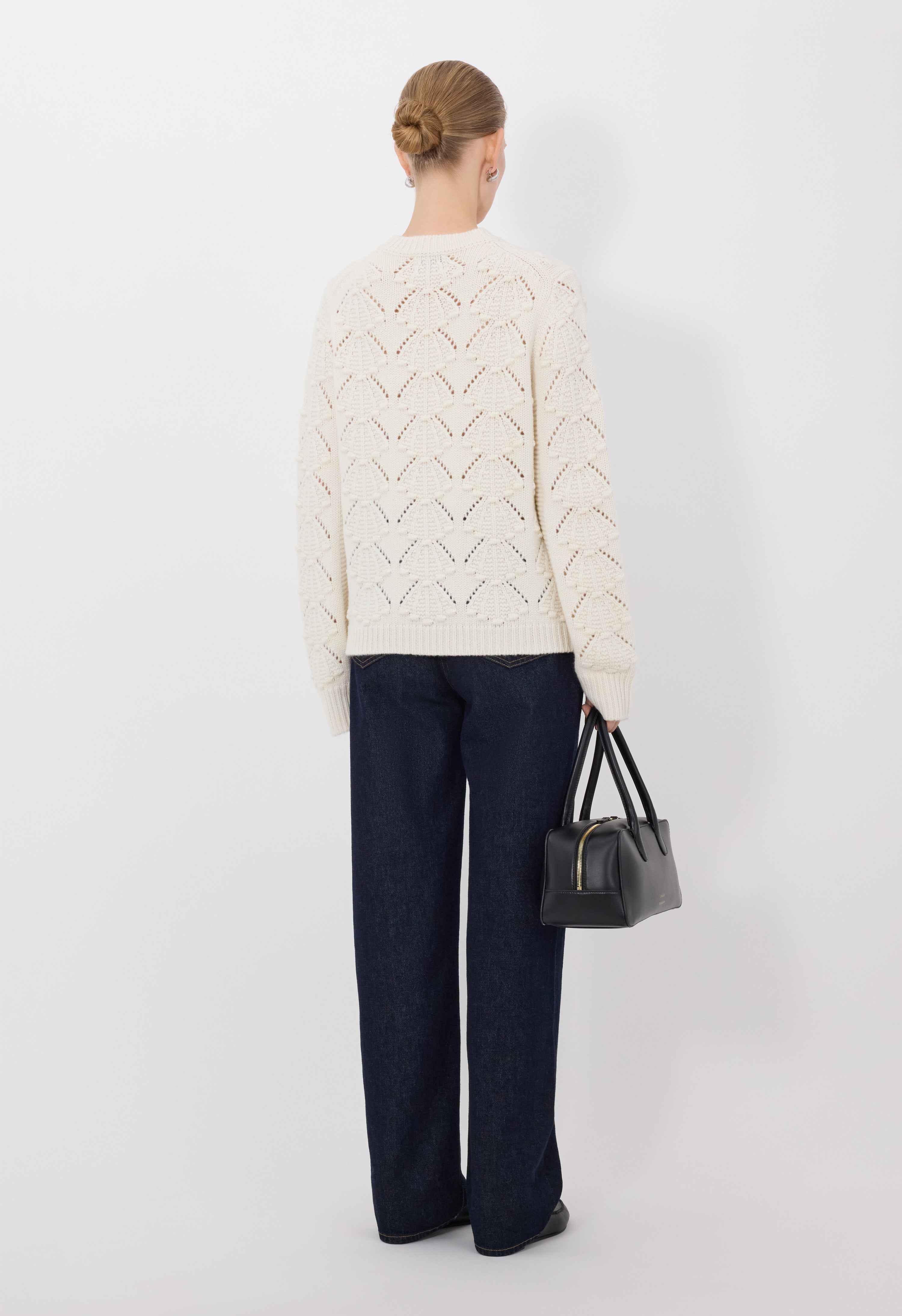 CLYDE Cashmere crochet sweater