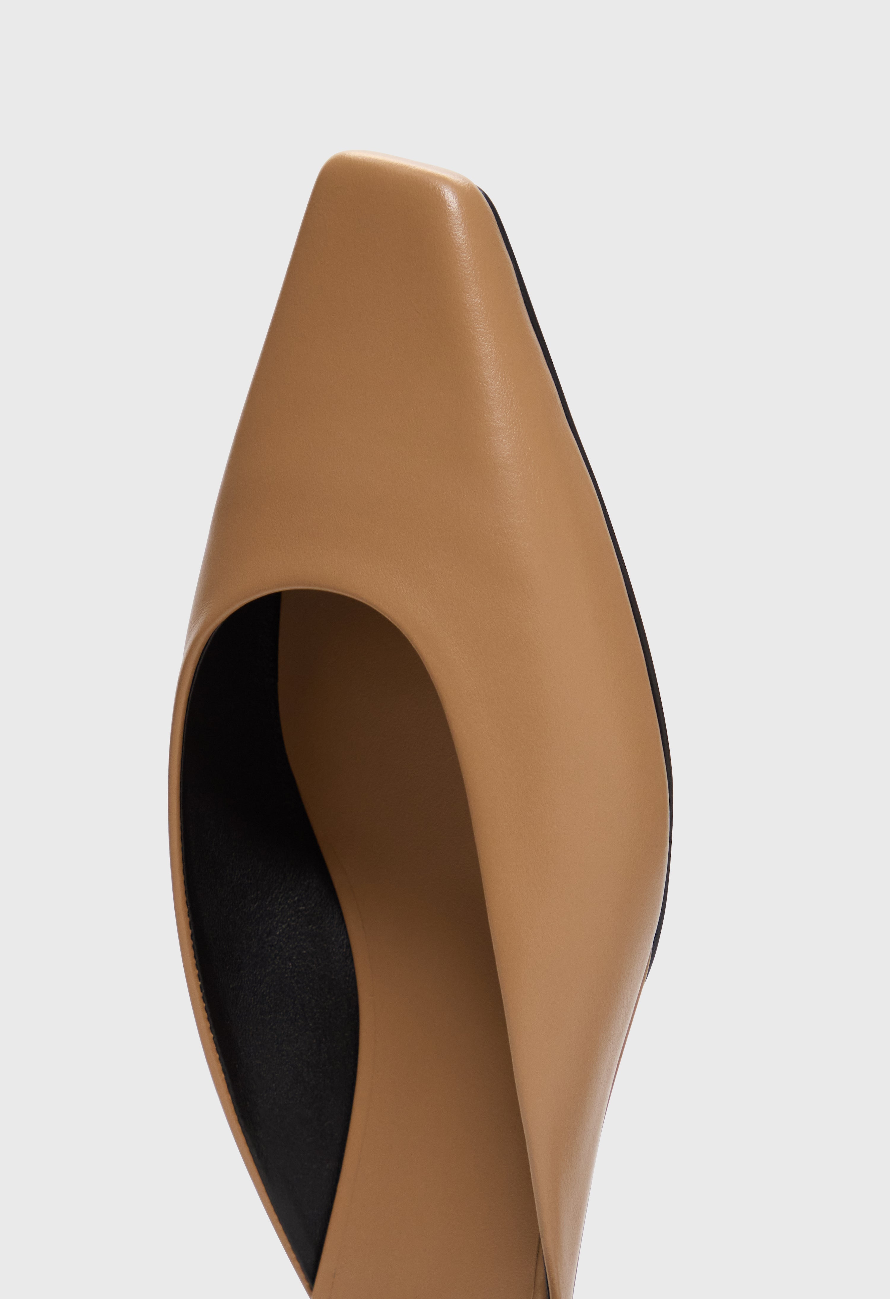 DIANE Calf leather mules