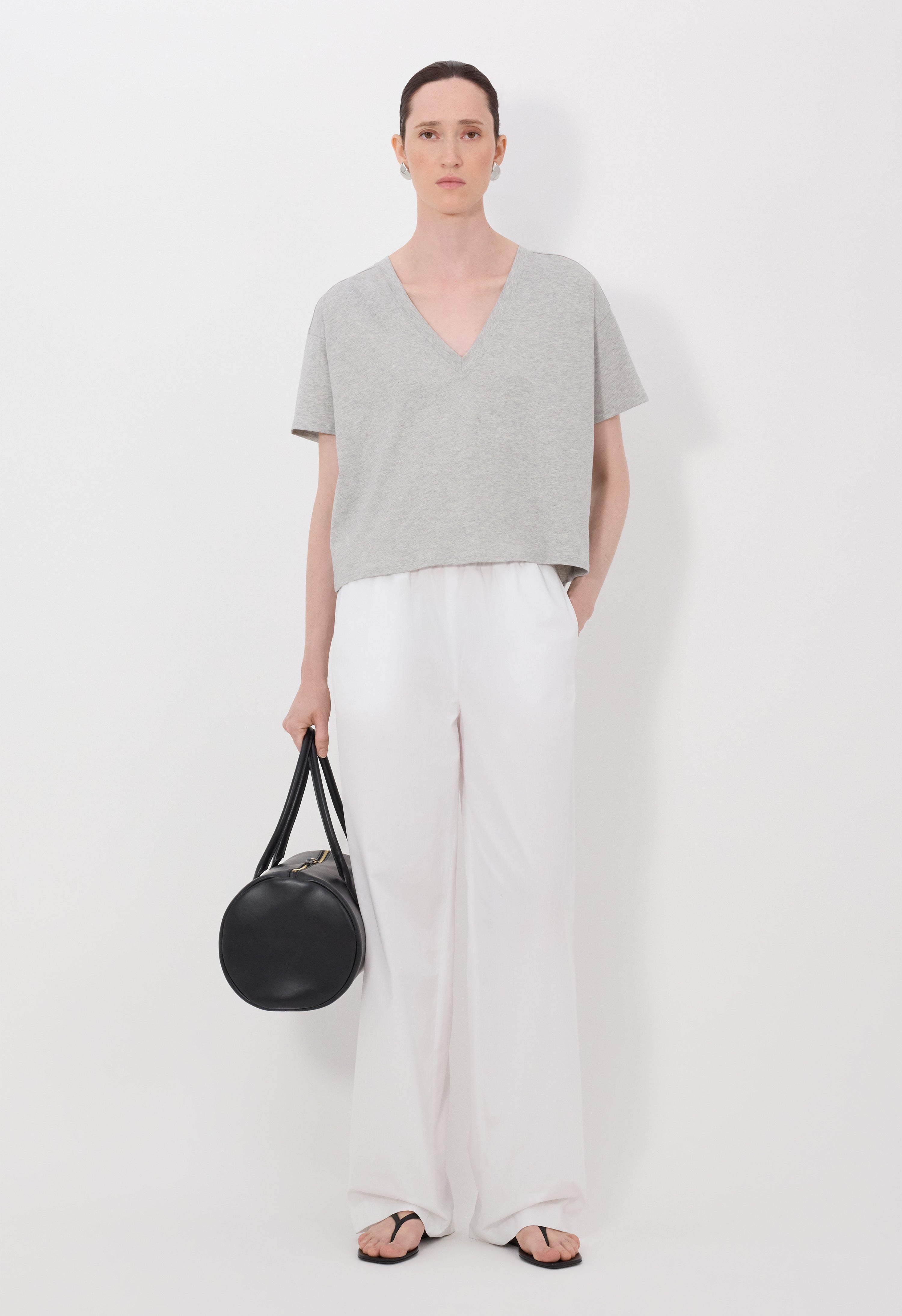 FAAA LDS T-shirt col V