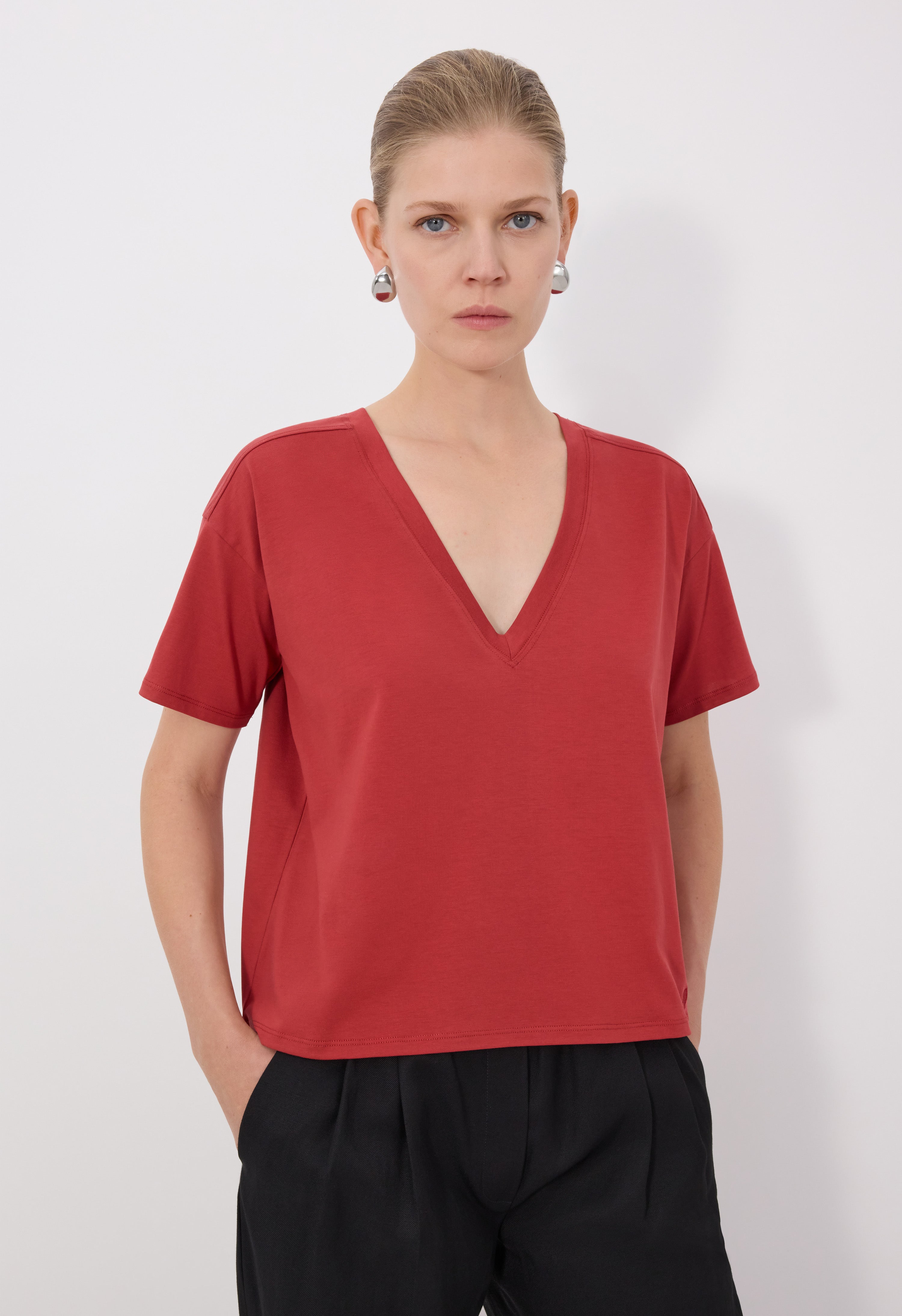 FAAA LDS T-shirt col V