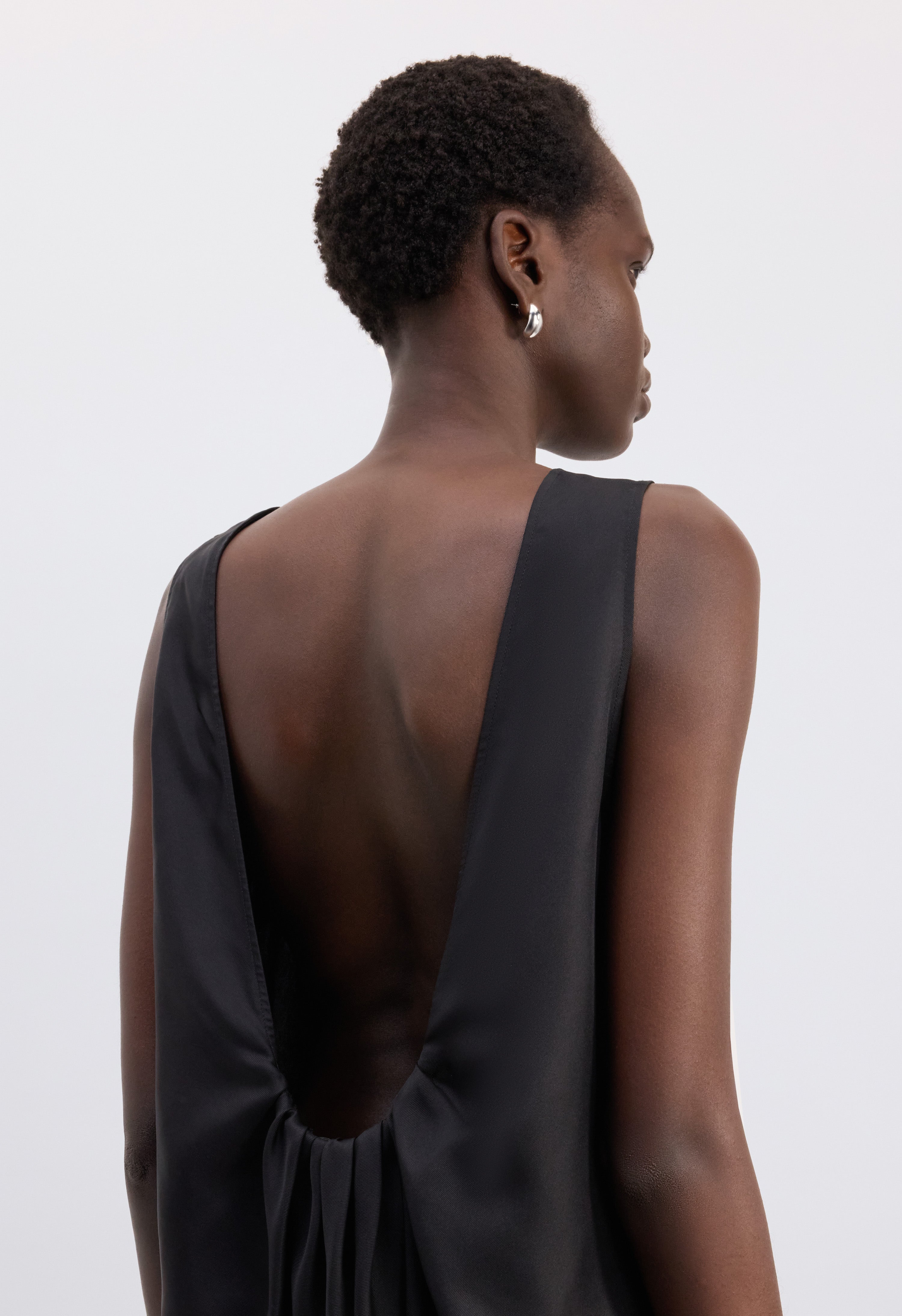 GEMA Sleeveless silk top