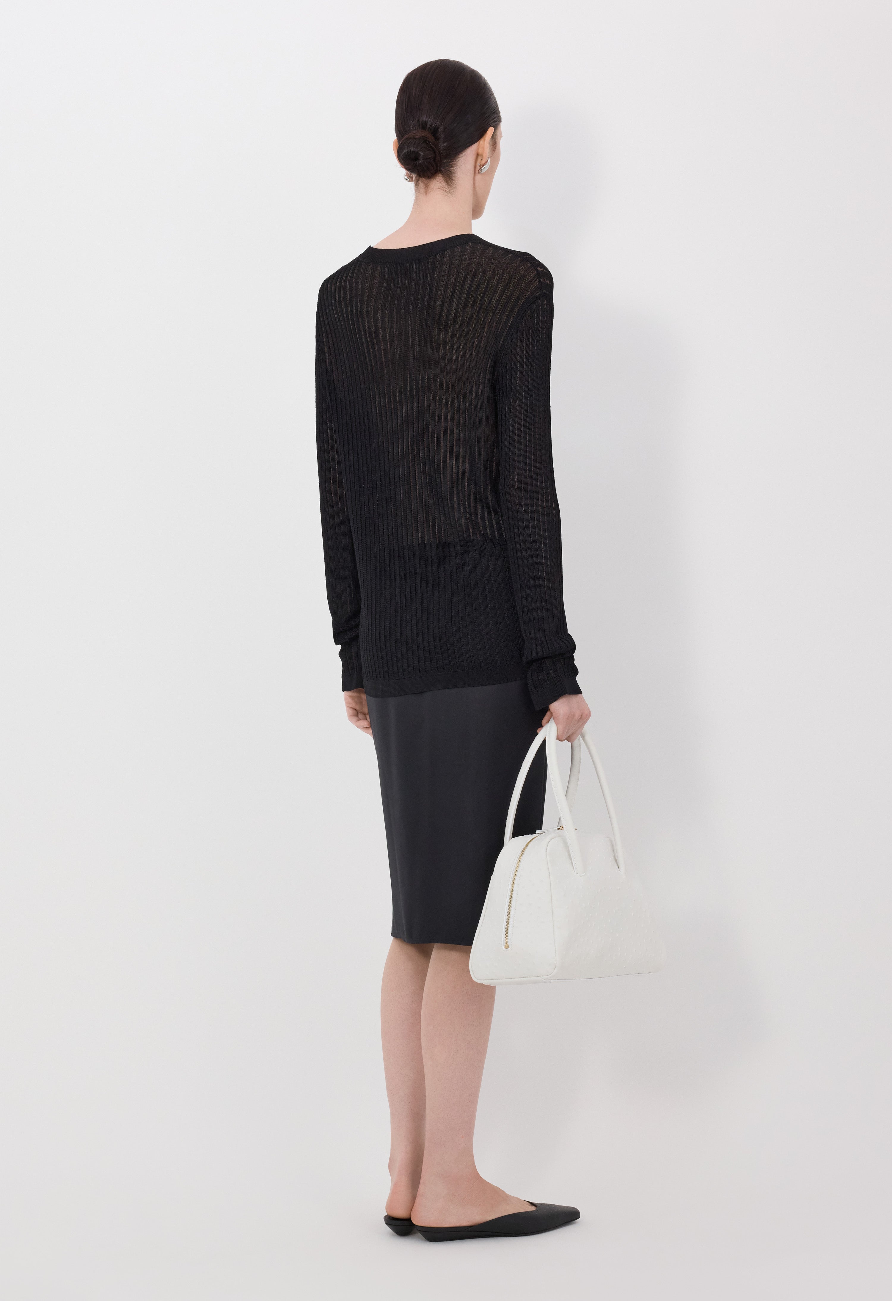 HEDORA Pull semi-transparent