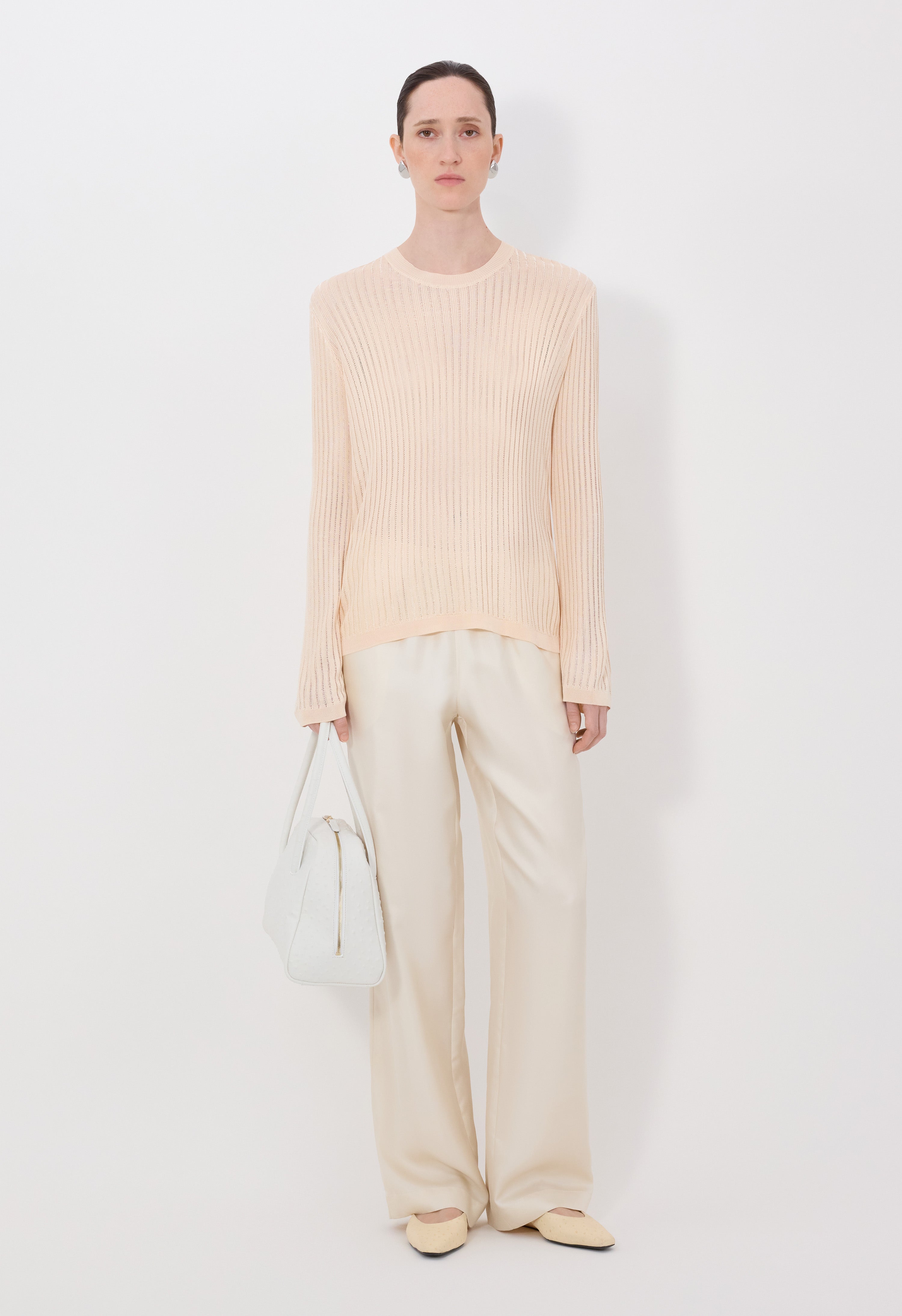 HEDORA Pull semi-transparent