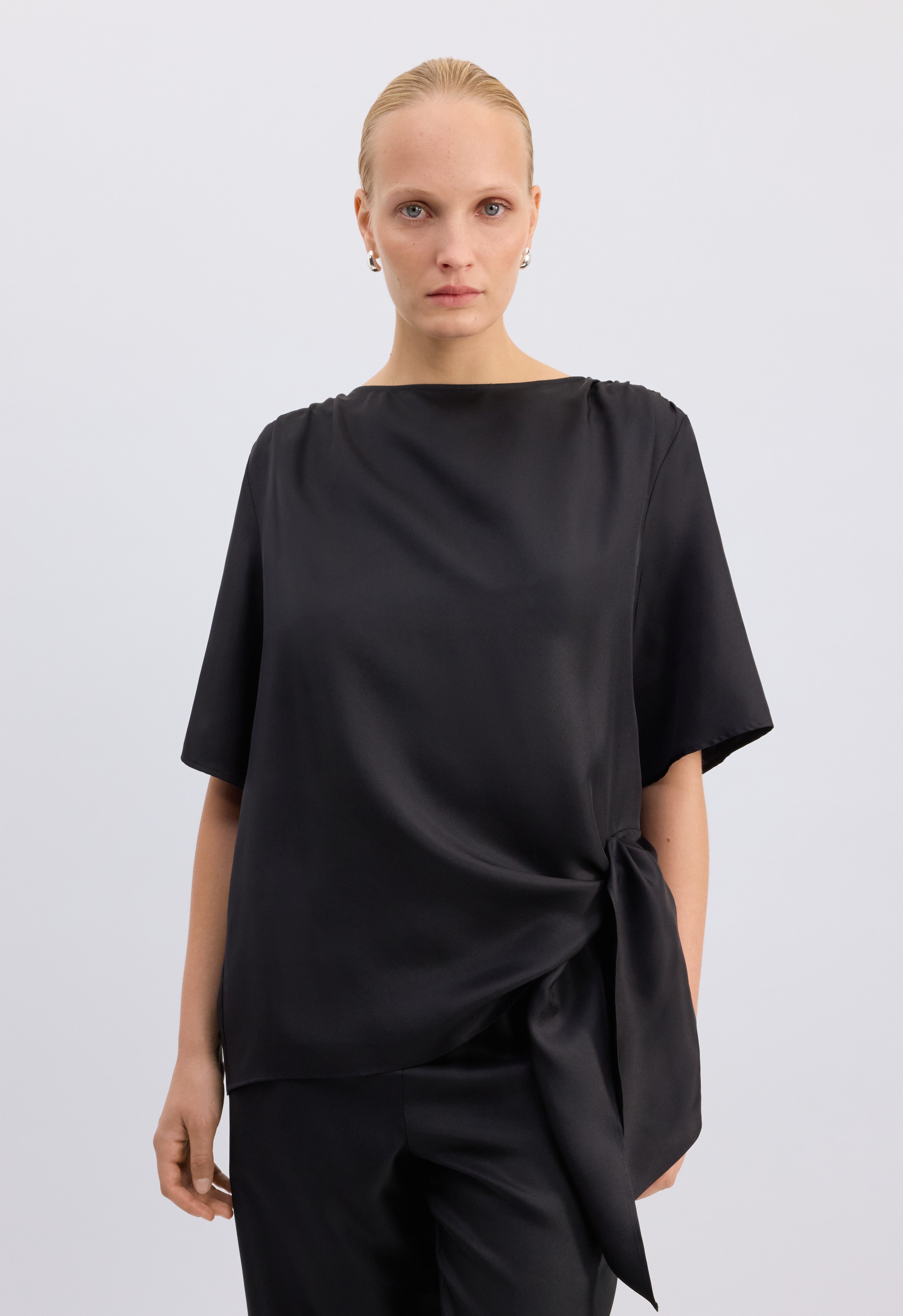 MANO Asymmetric silk top