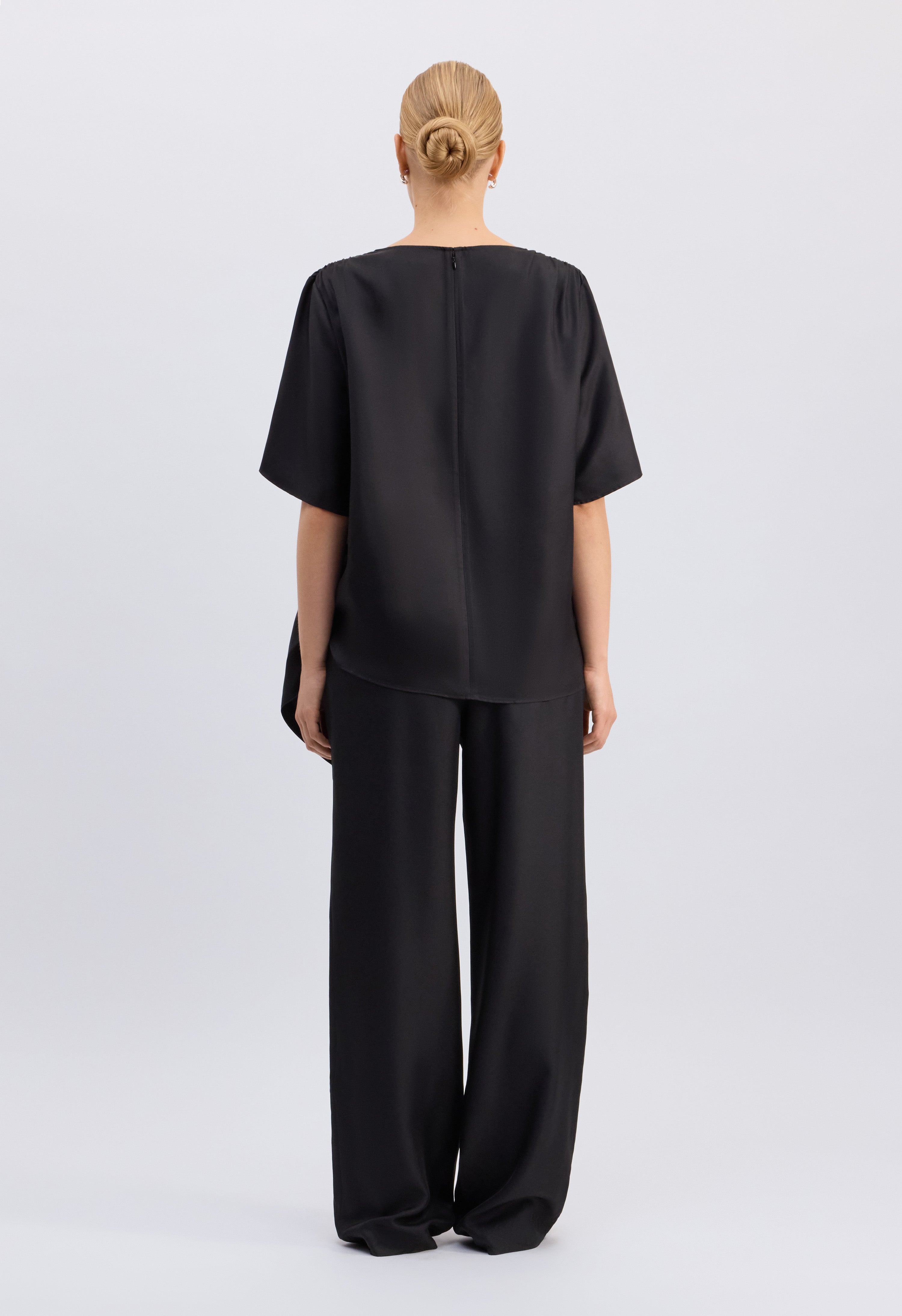 MANO Asymmetric silk top