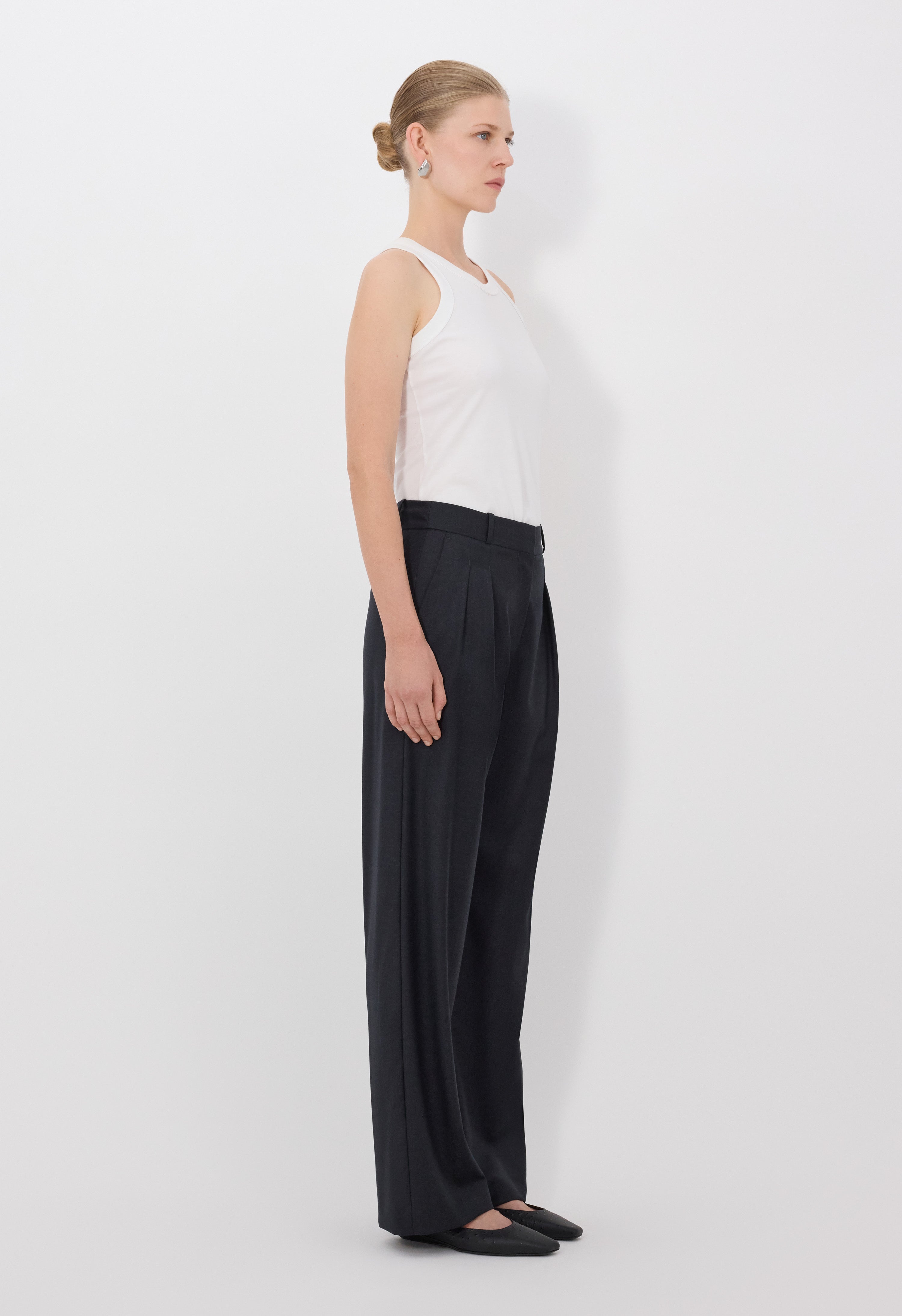 SBIRU LDS Pleated wool trousers