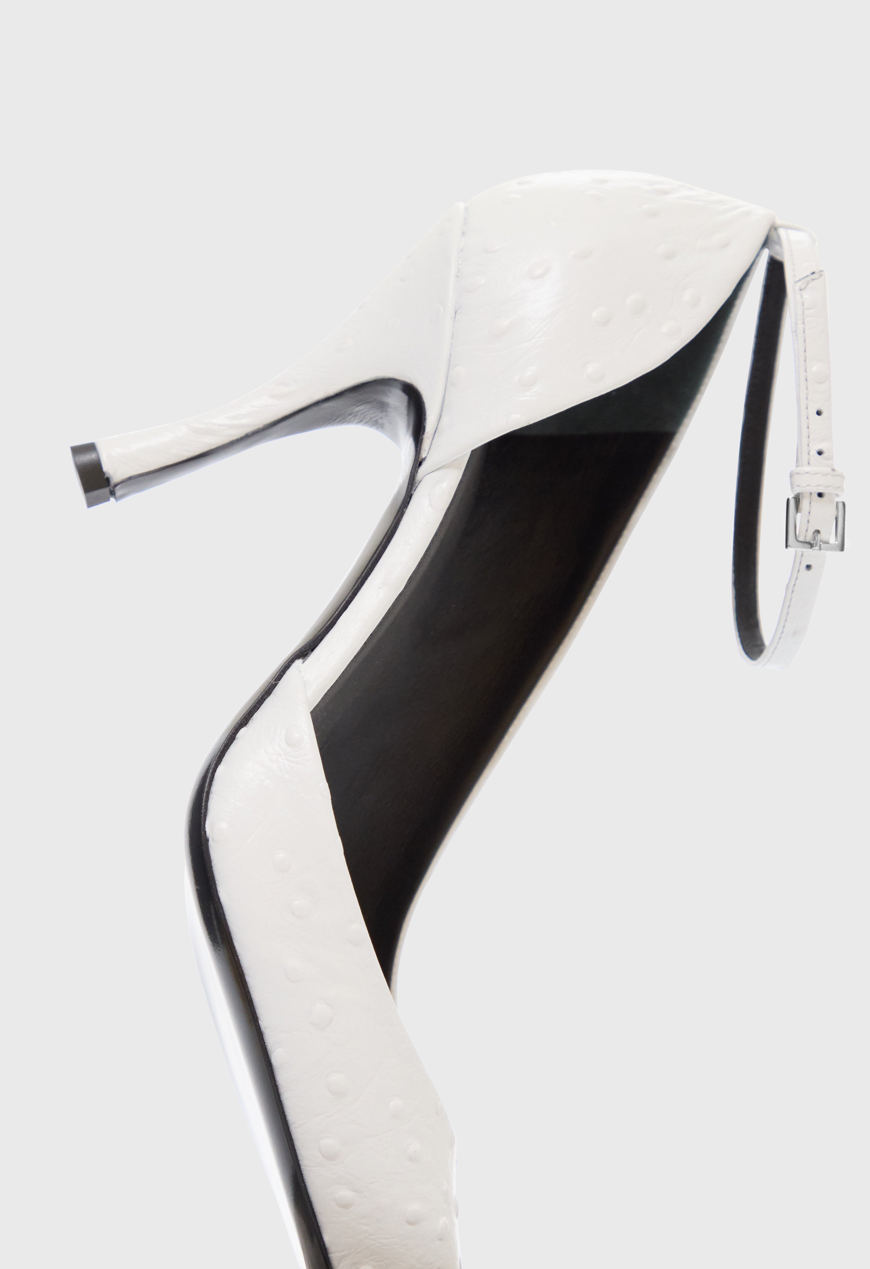 SCALA Ostrich-effect leather pumps