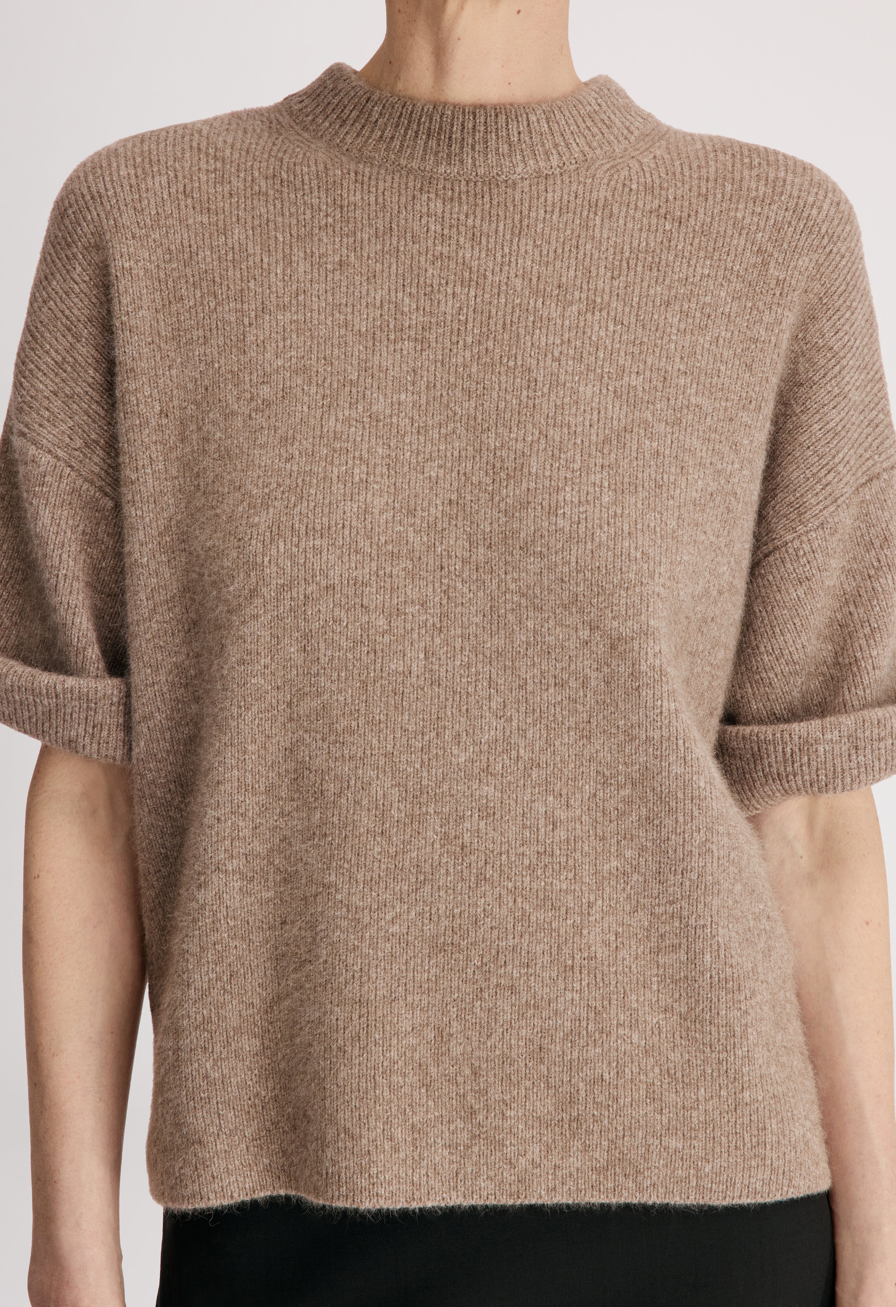 TAMIA Short-sleeve yak blend top