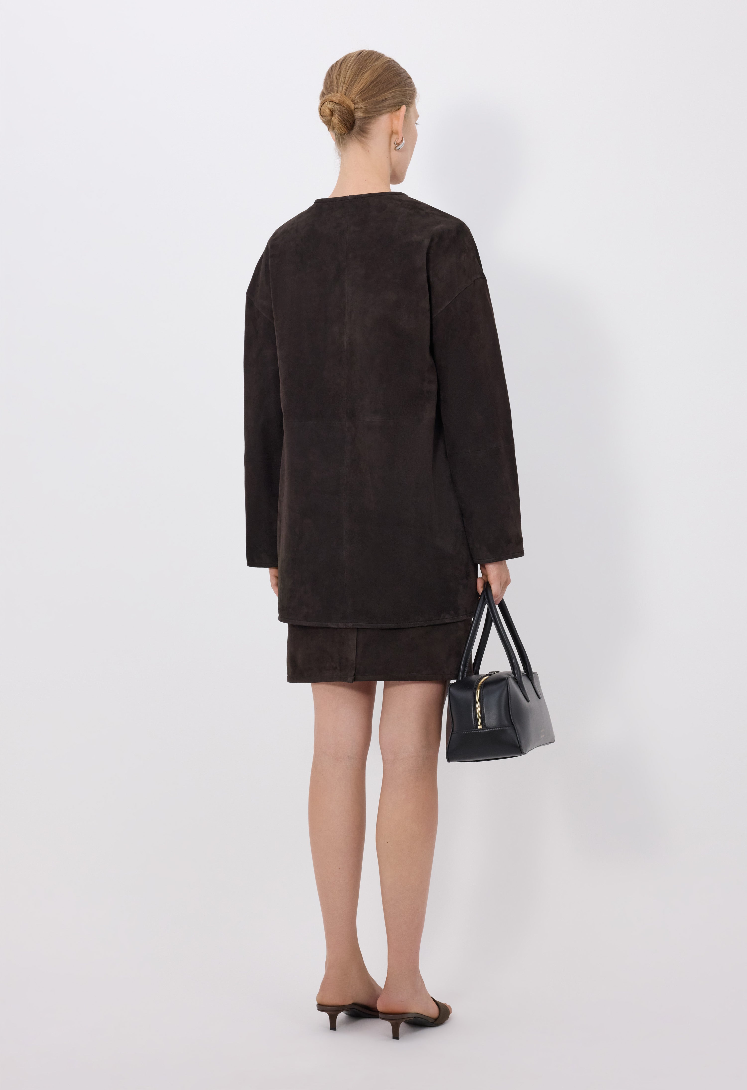 WAREN Oval suede coat