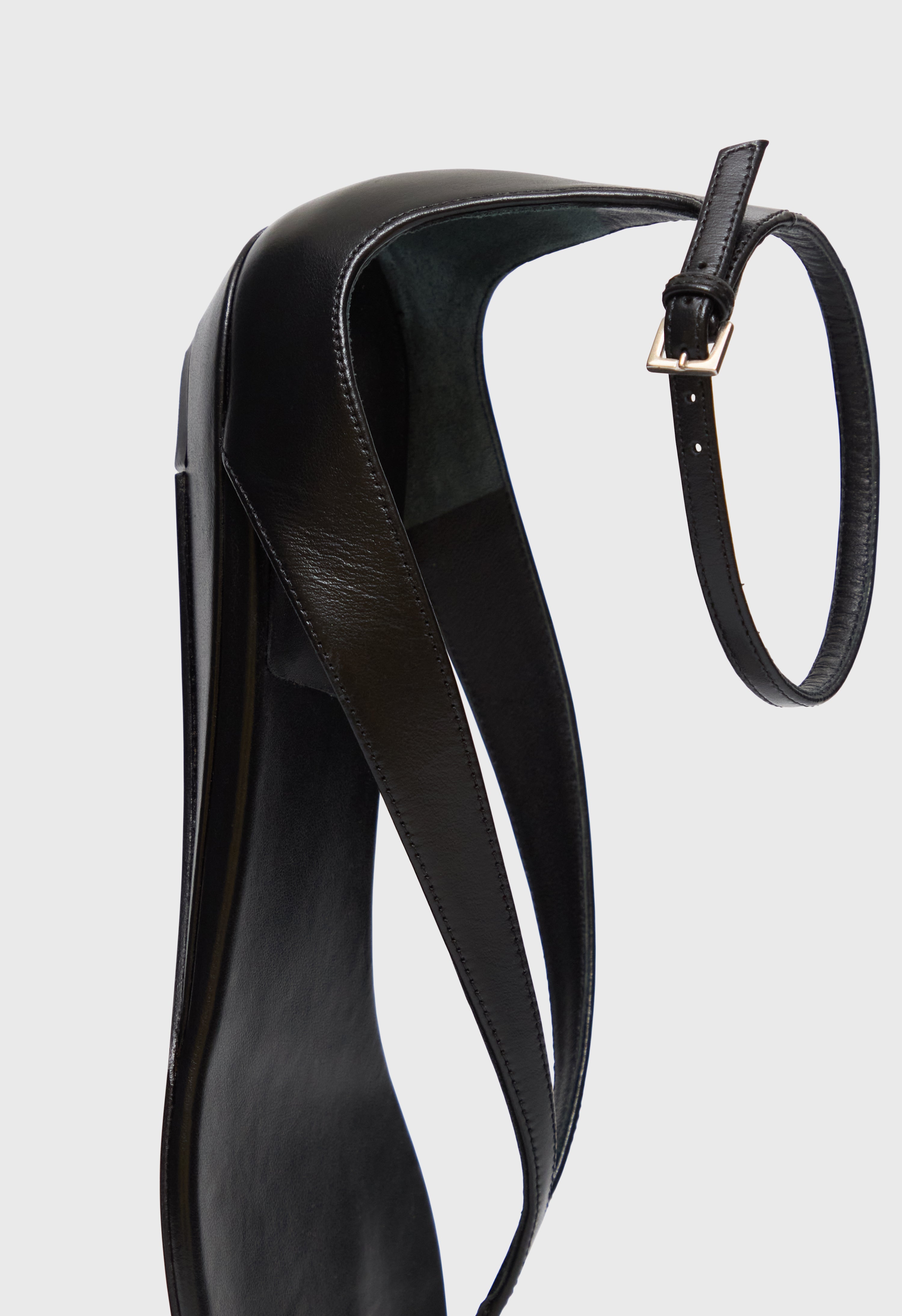 ZIO Flip flop sandals