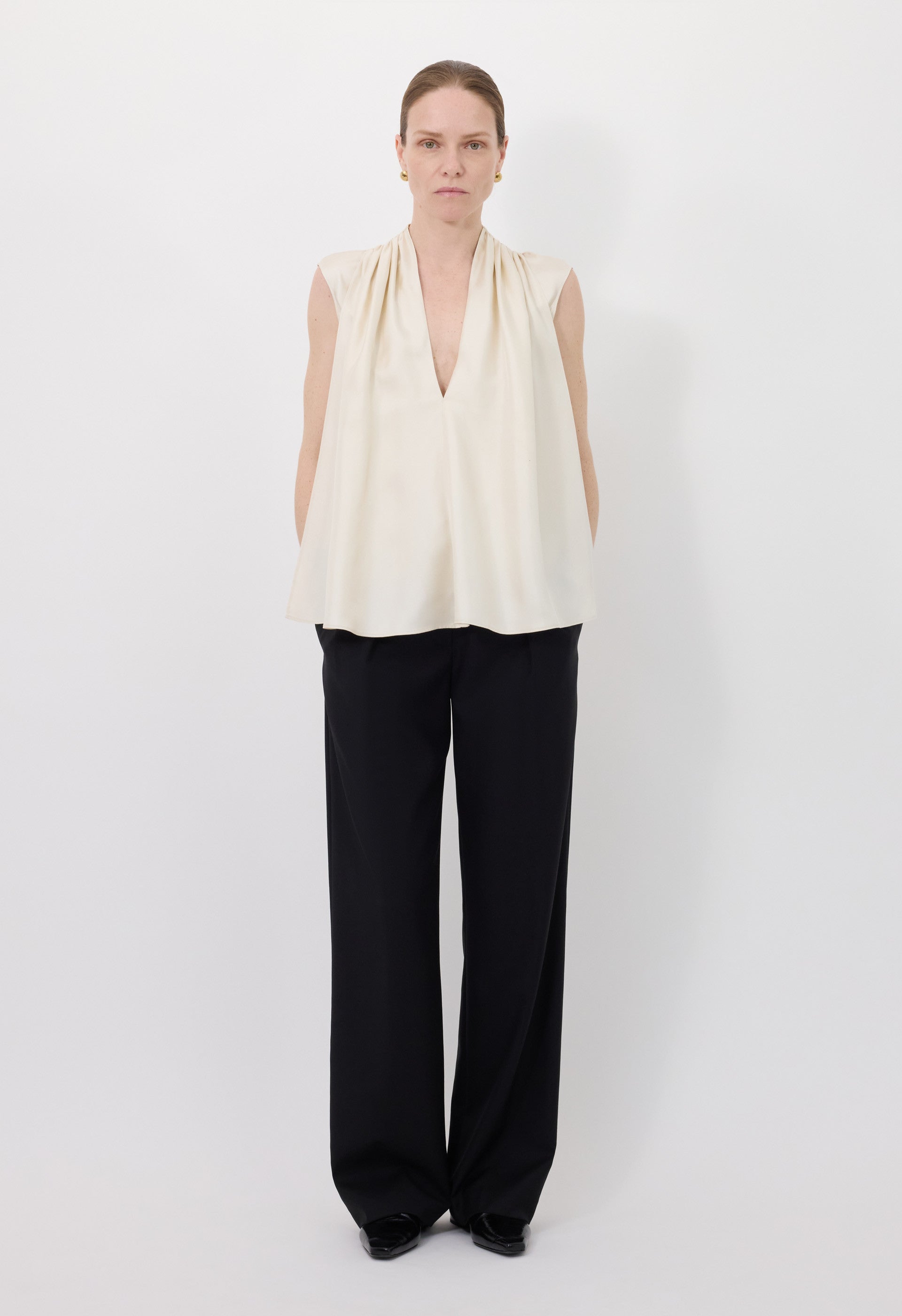 SADE Sleeveless silk top