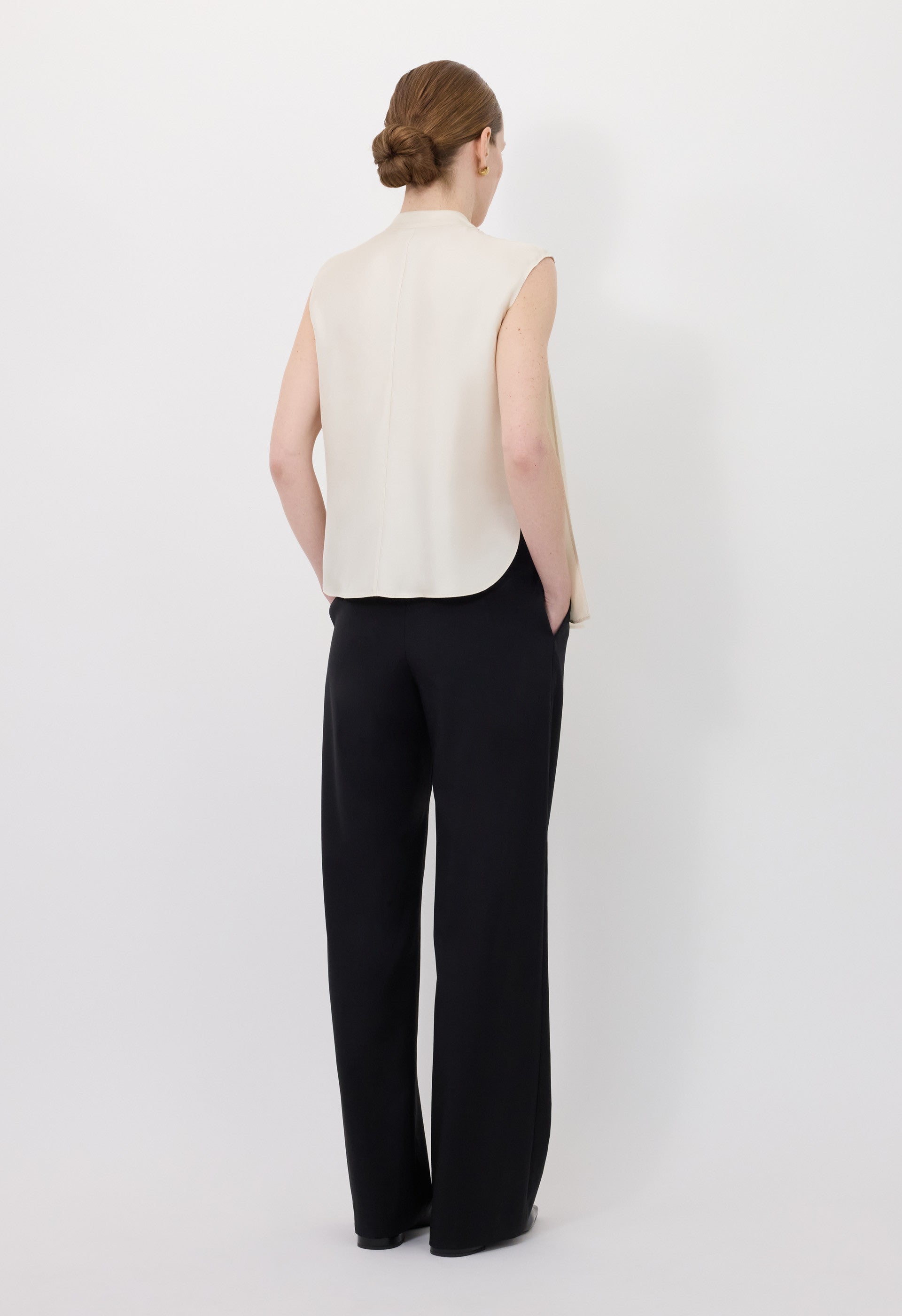SADE Sleeveless silk top