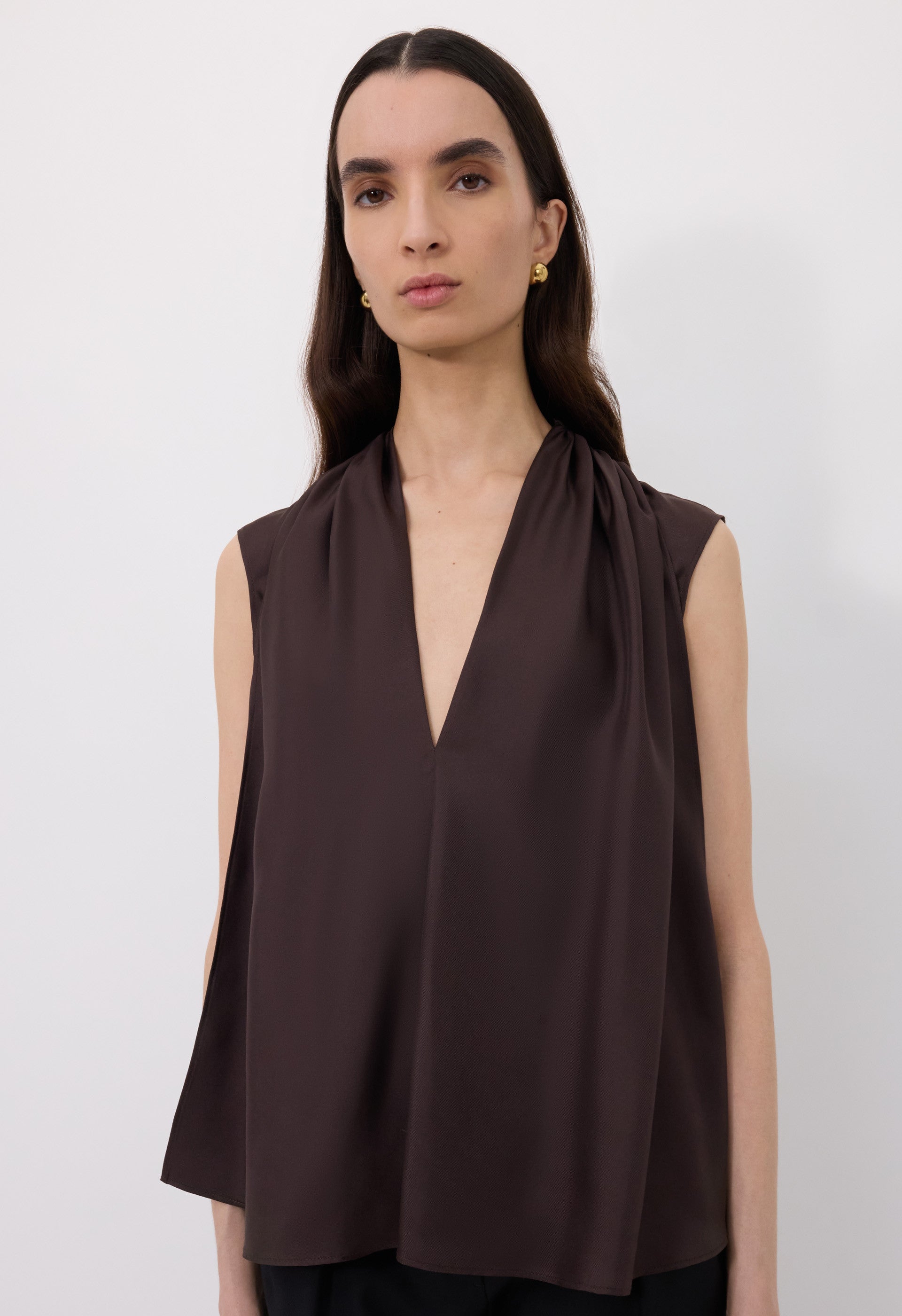 SADE Sleeveless silk top
