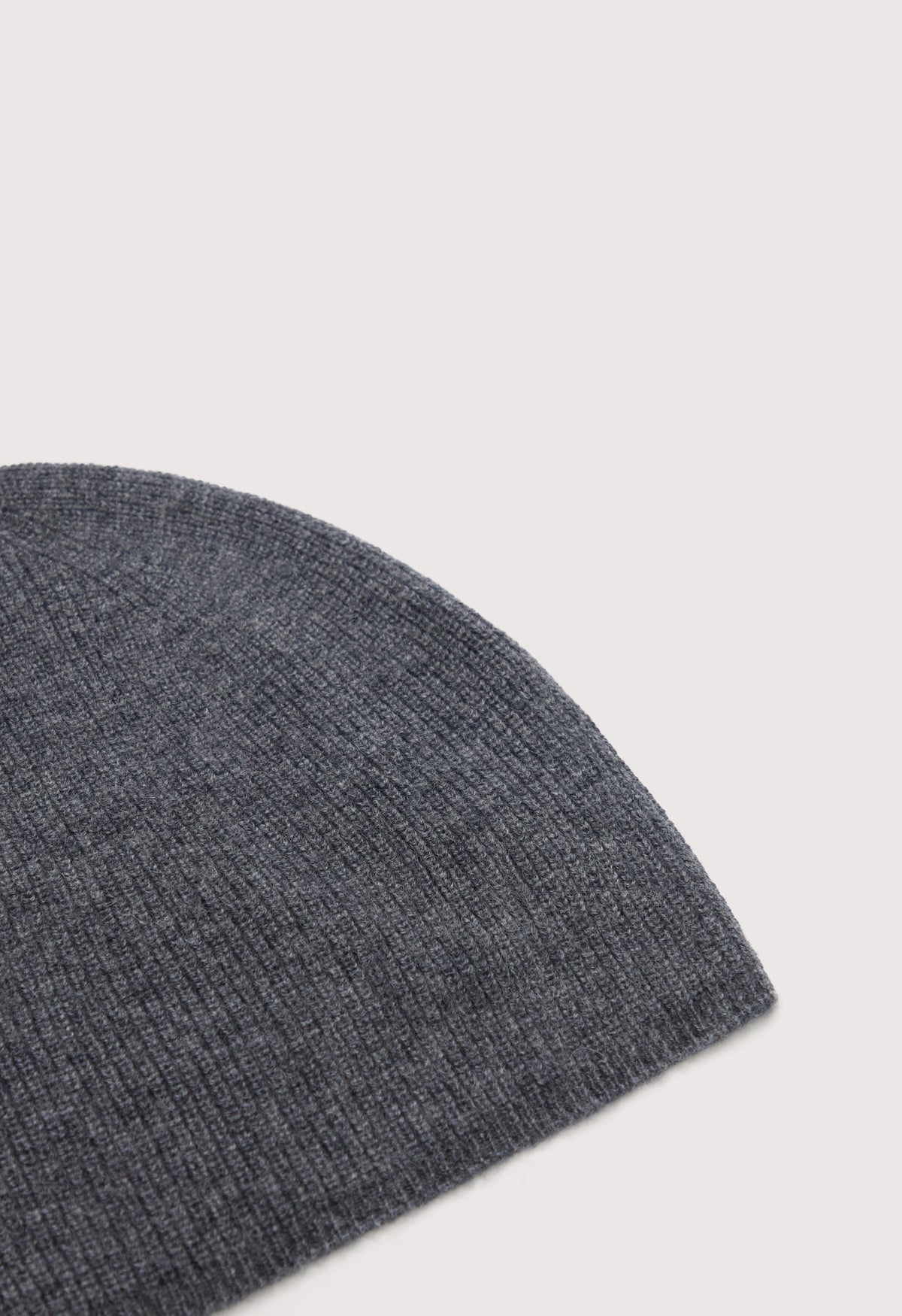YANA Wool blend beanie