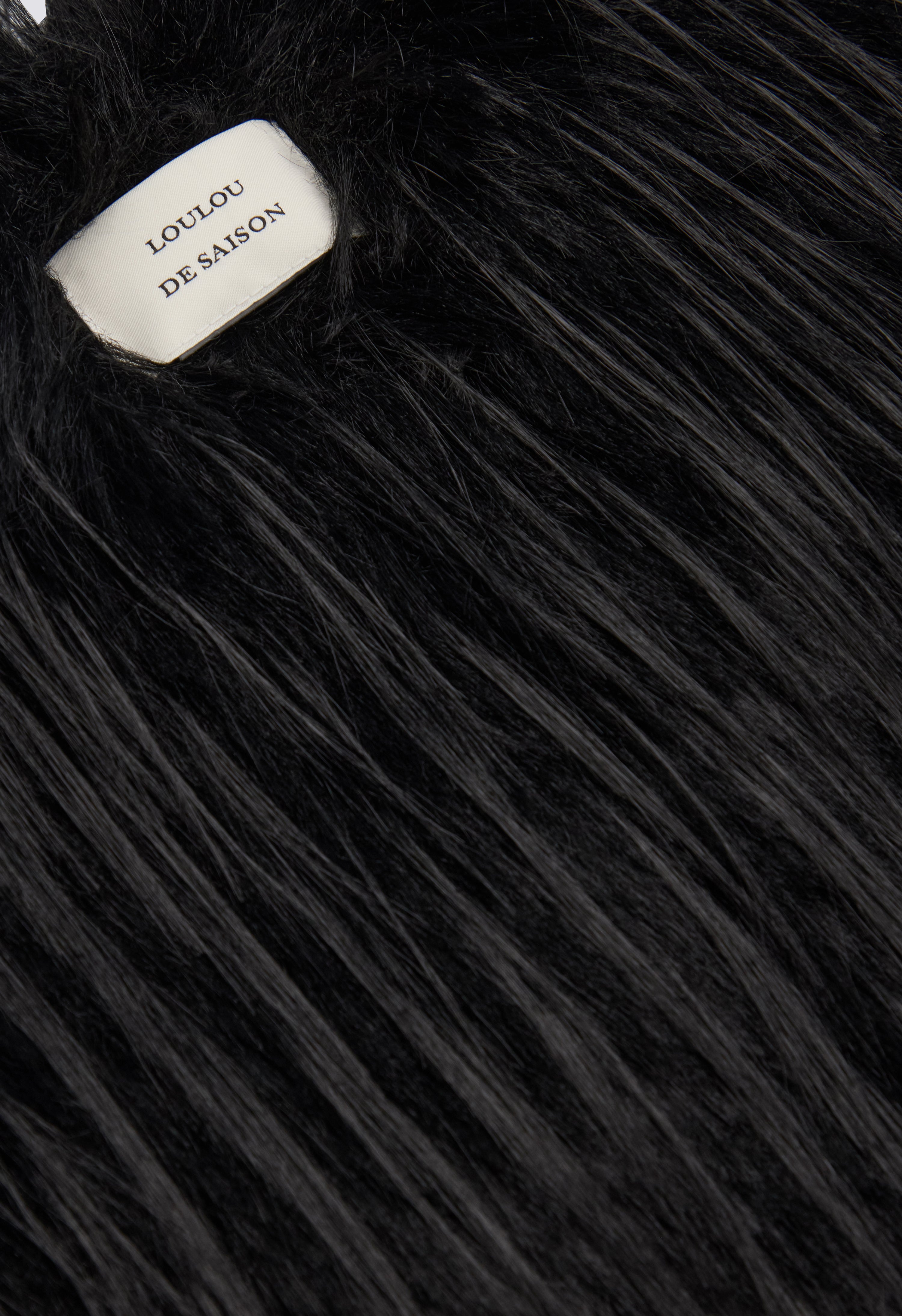 ZARI Faux fur shawl