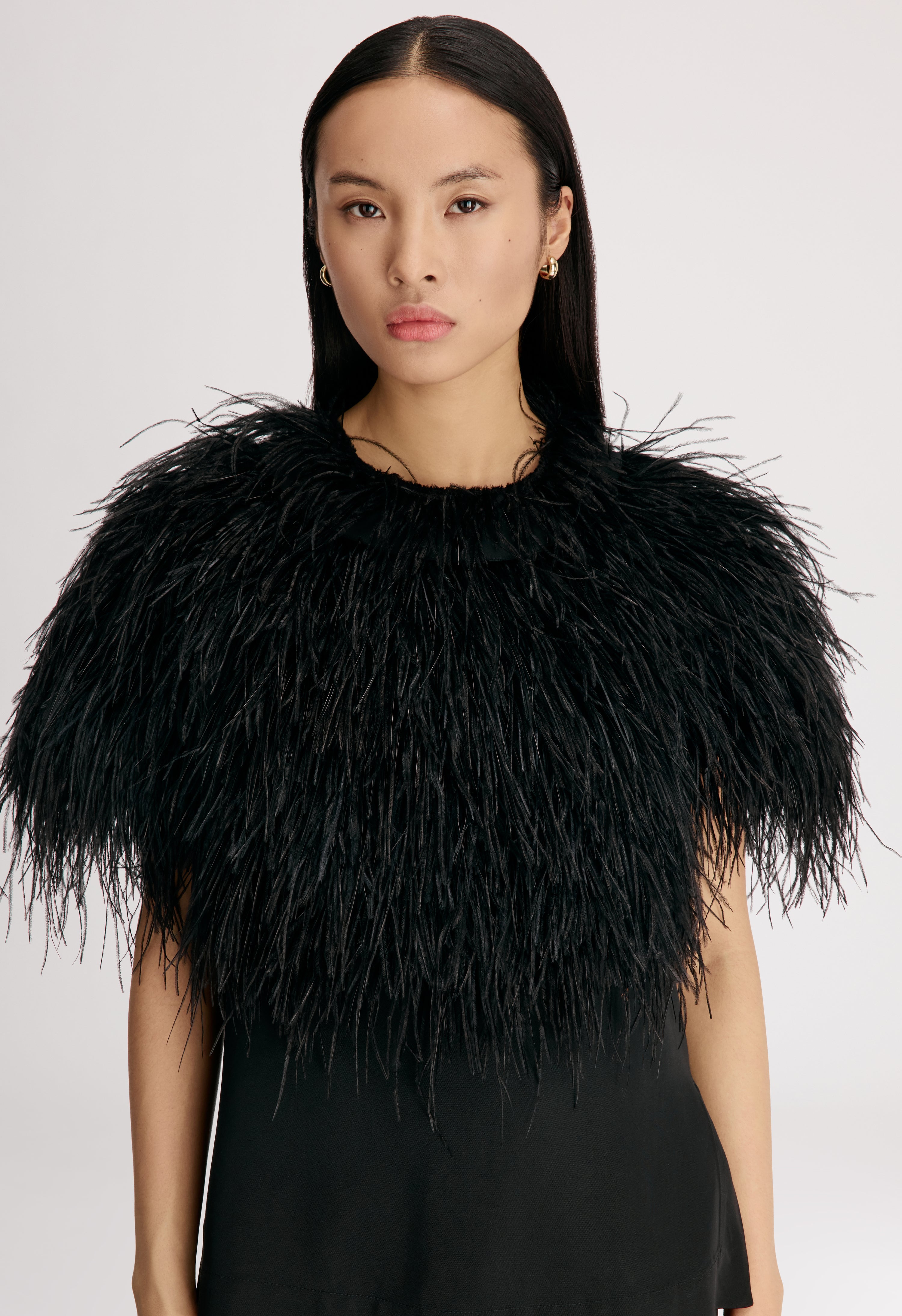 IONA Ostrich feathers top