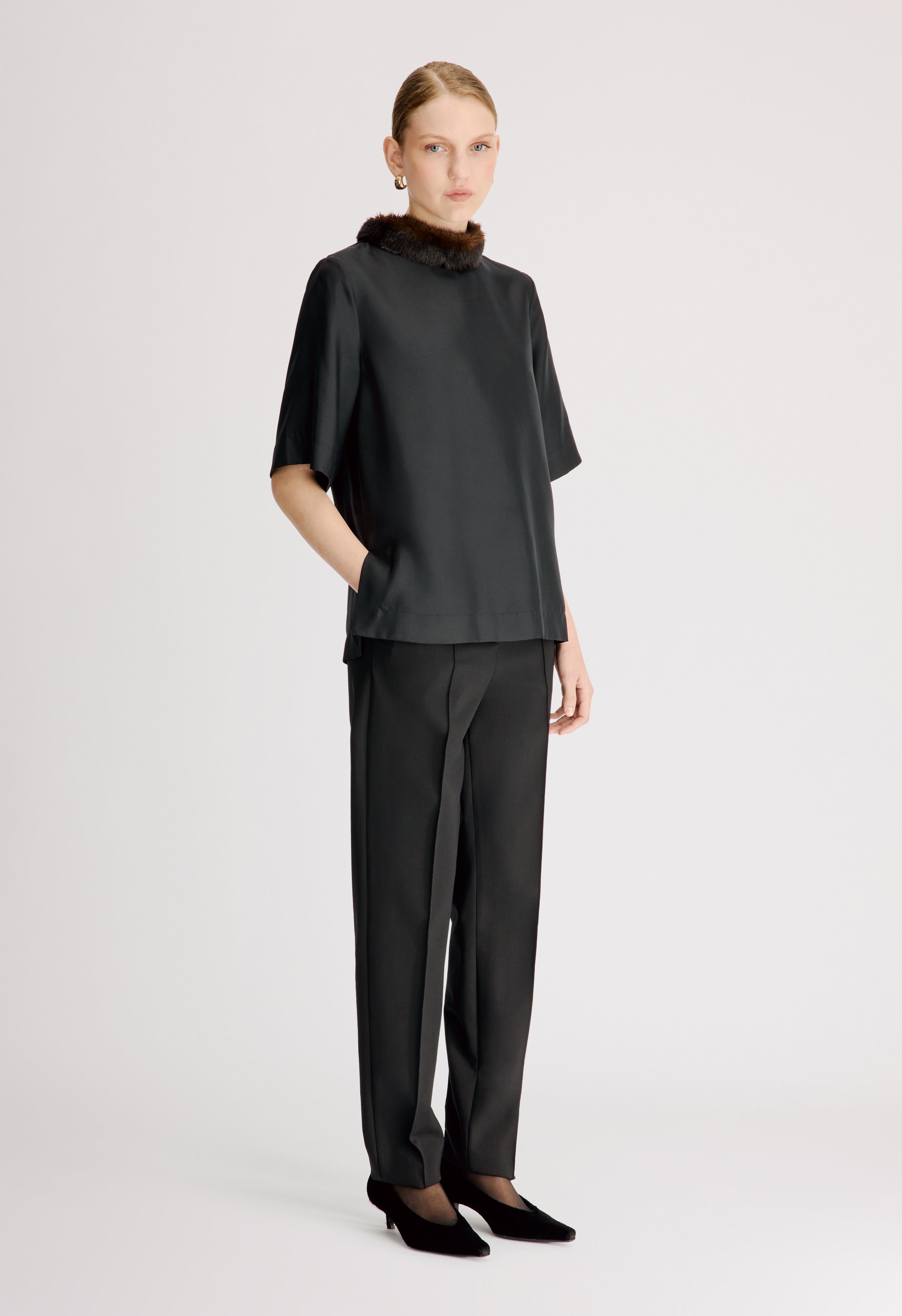 DANA Faux fur collar silk twill top