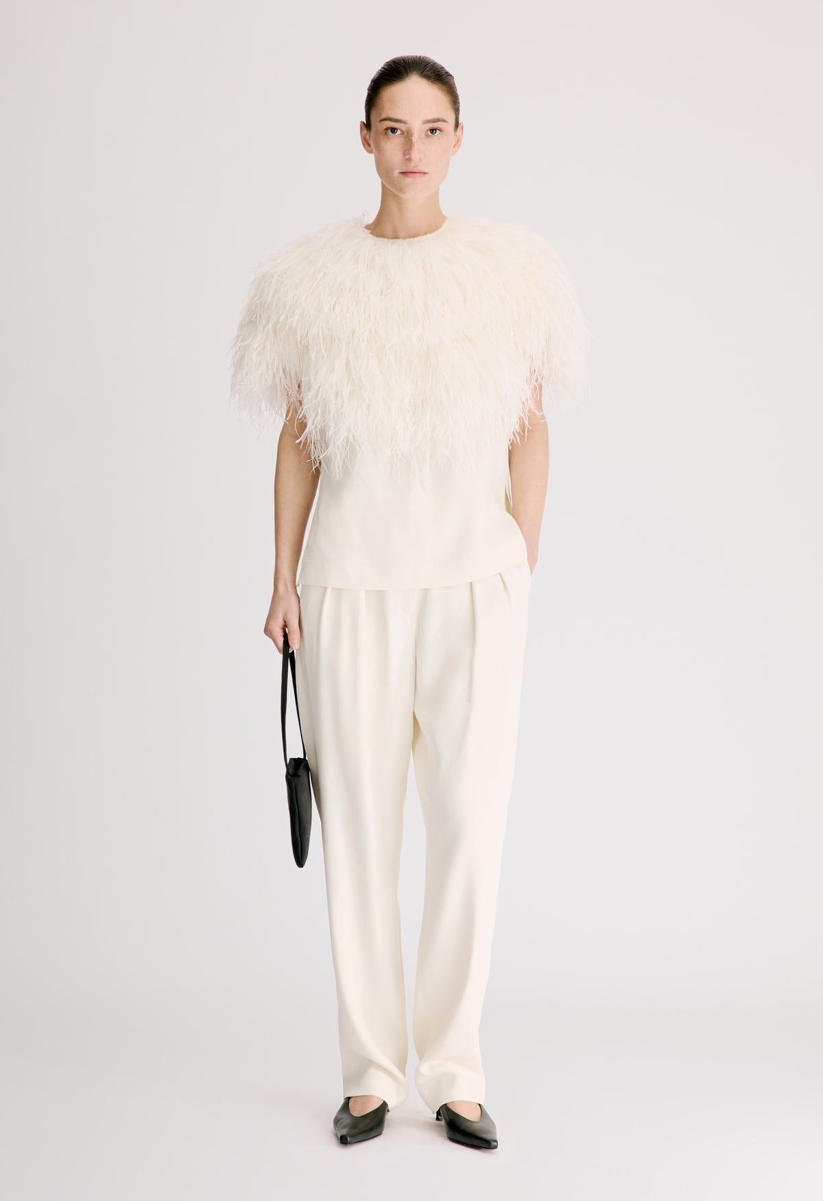 IONA Ostrich feathers top
