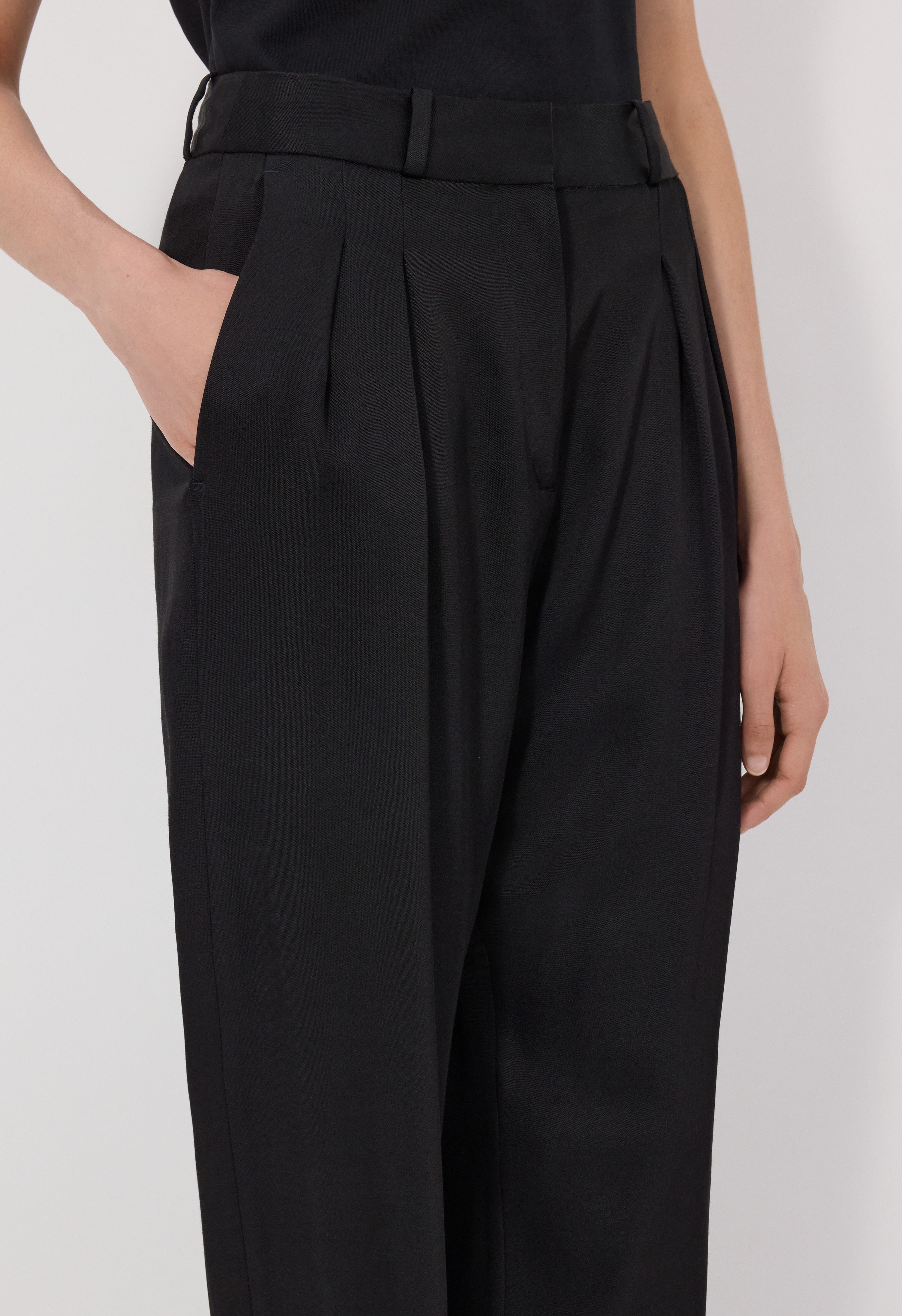 ALIO Pantalon à plis