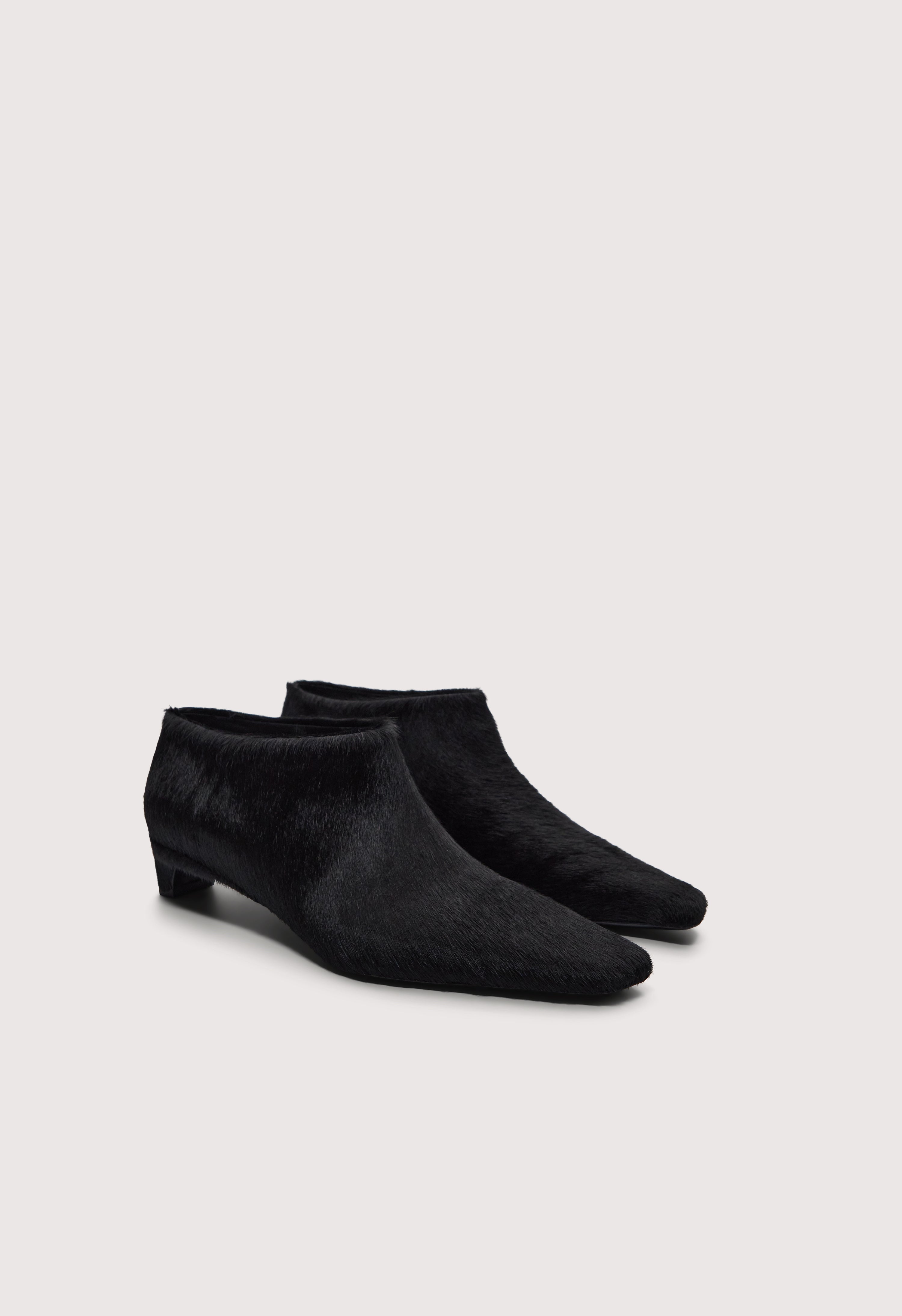 ANOK Kitten heel pony-effect ankle boots